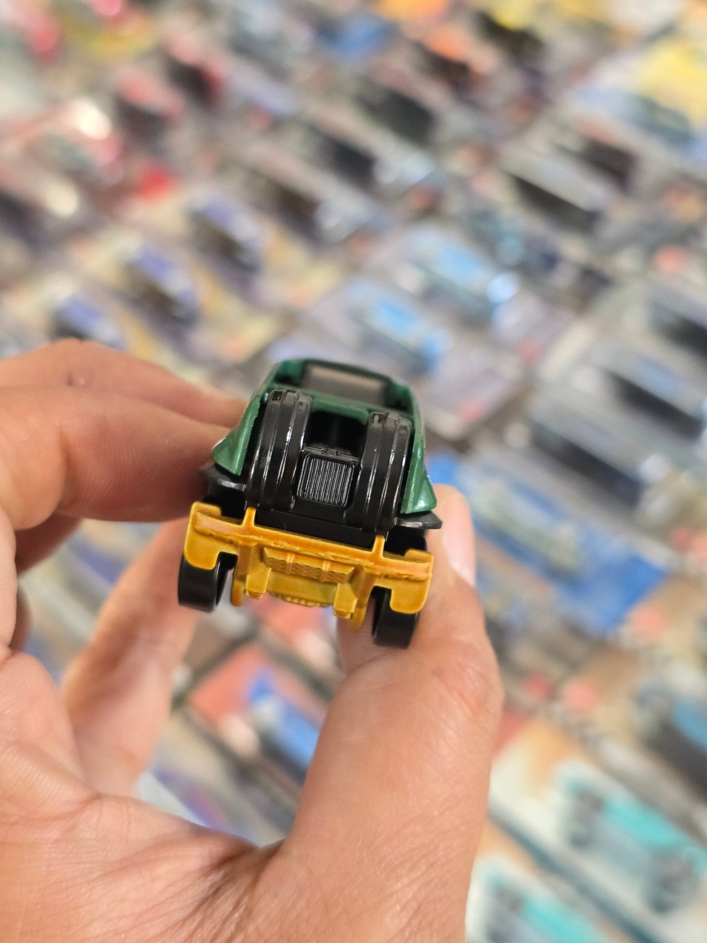 Hot Wheels Baja Bison T5 (Uncarded) - Kinder Logs