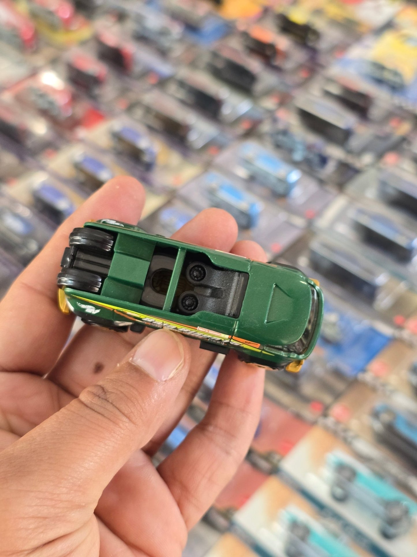 Hot Wheels Baja Bison T5 (Uncarded) - Kinder Logs