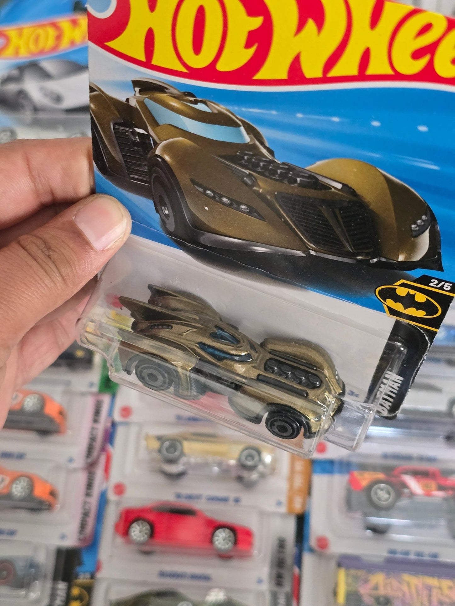 Hot Wheels Batman Arkham Asylum Batmobile (Imported) - Kinder Logs