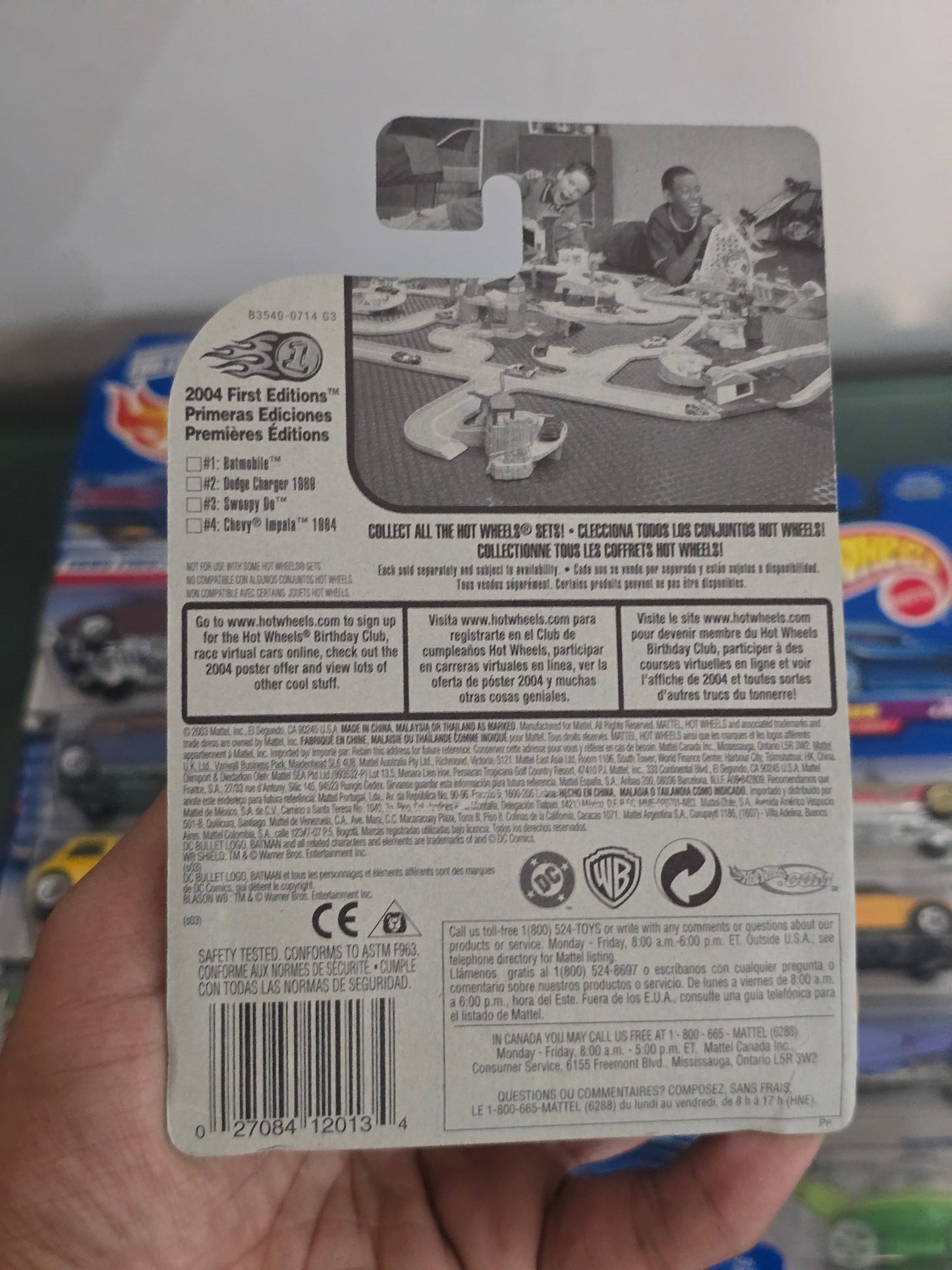 Hot Wheels Batman Batmobile - Collector No. 001 - Kinder Logs