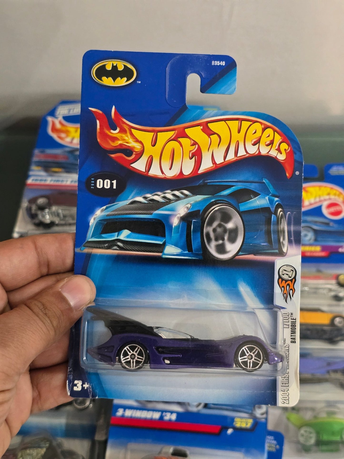 Hot Wheels Batman Batmobile - Collector No. 001 - Kinder Logs