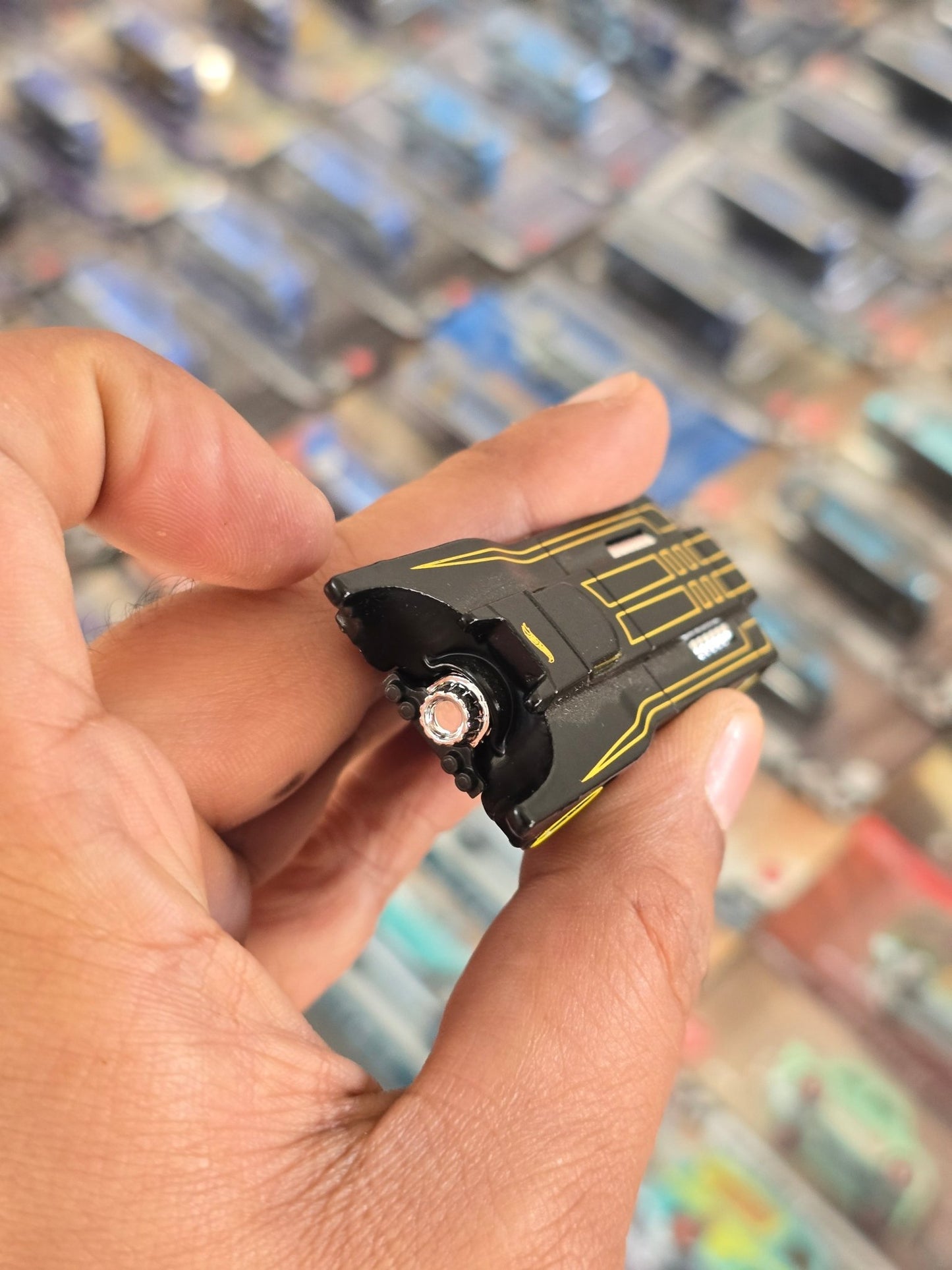 Hot Wheels Batmobile 'The Animated Series' - Black (Uncarded) - Kinder Logs