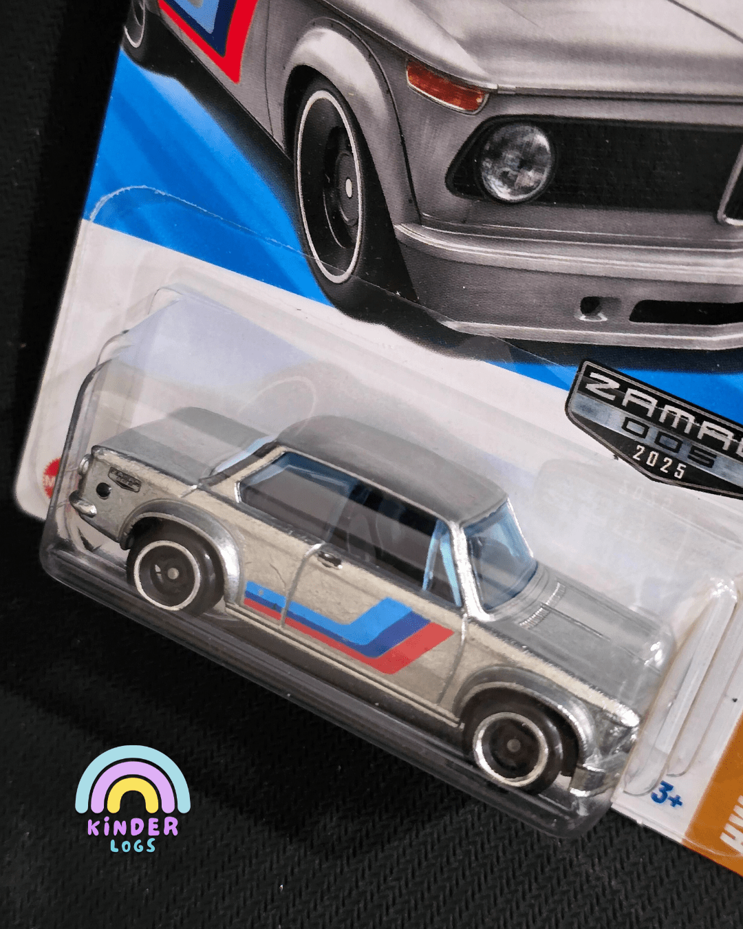 Hot Wheels BMW 2002 - ZAMAC 005 (2025) - Kinder Logs