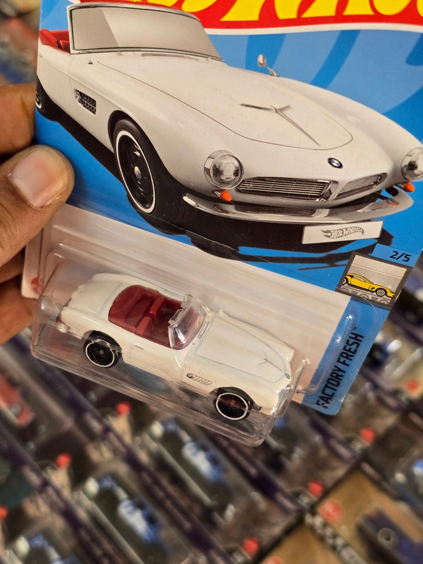 Hot Wheels BMW 507 (White) - Kinder Logs