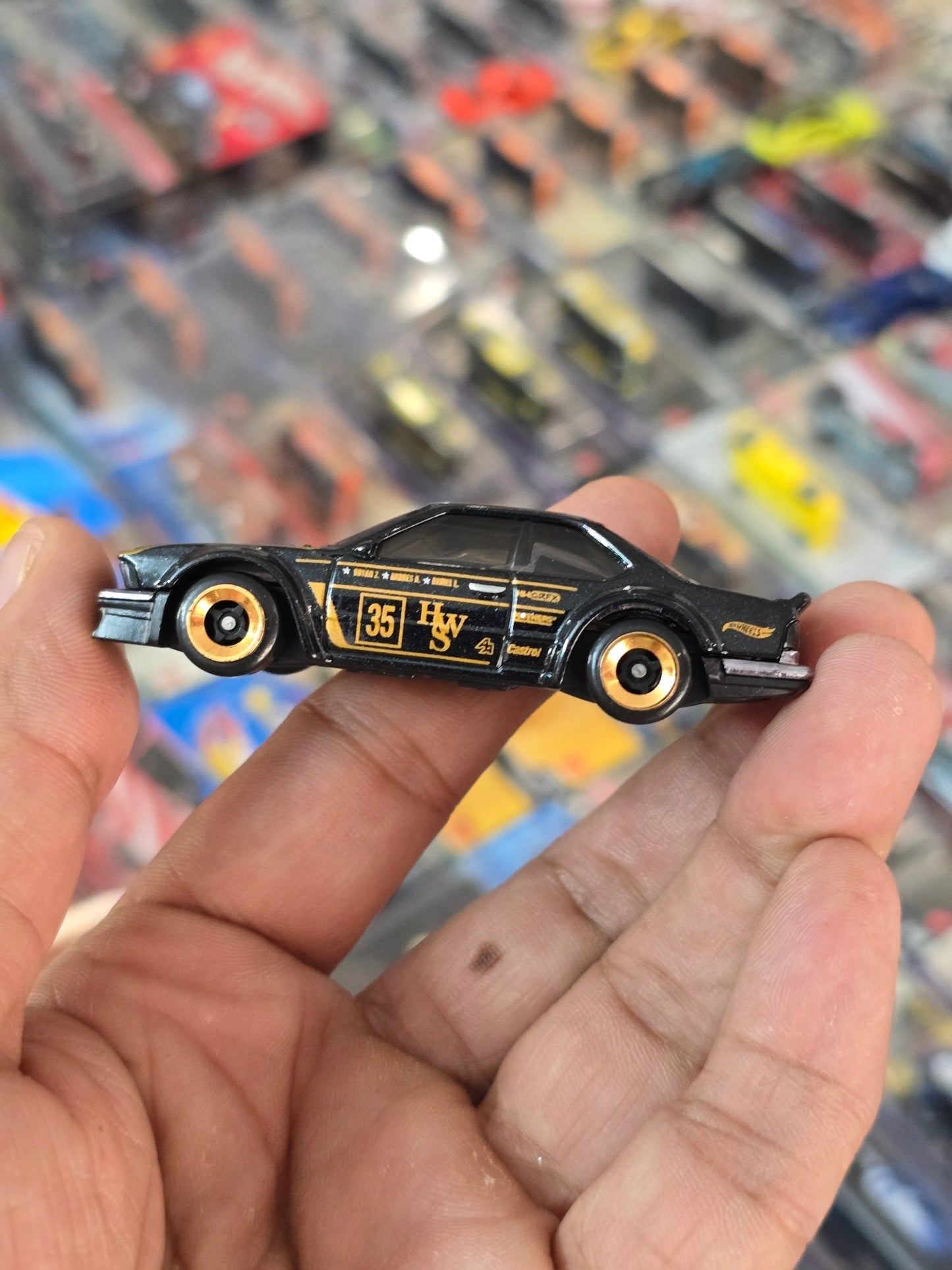 Hot Wheels BMW 635 CSi - Black (Uncarded) - Kinder Logs