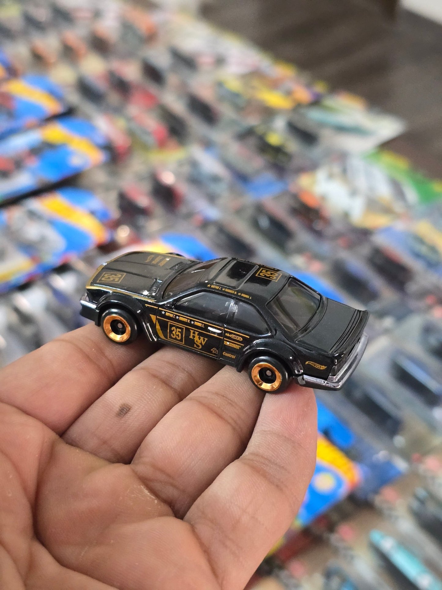 Hot Wheels BMW 635 CSi - Black (Uncarded) - Kinder Logs