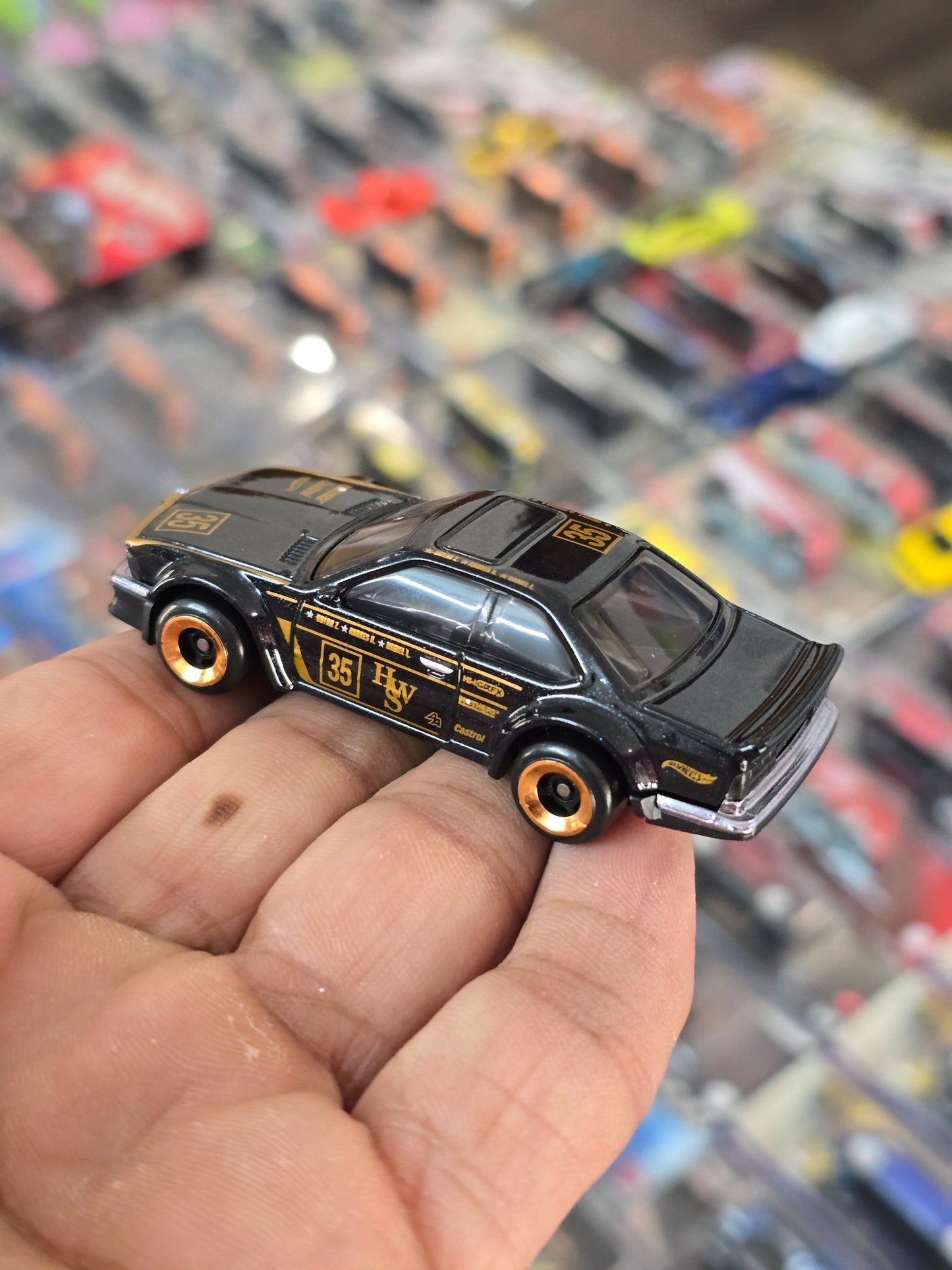 Hot Wheels BMW 635 CSi - Black (Uncarded) - Kinder Logs