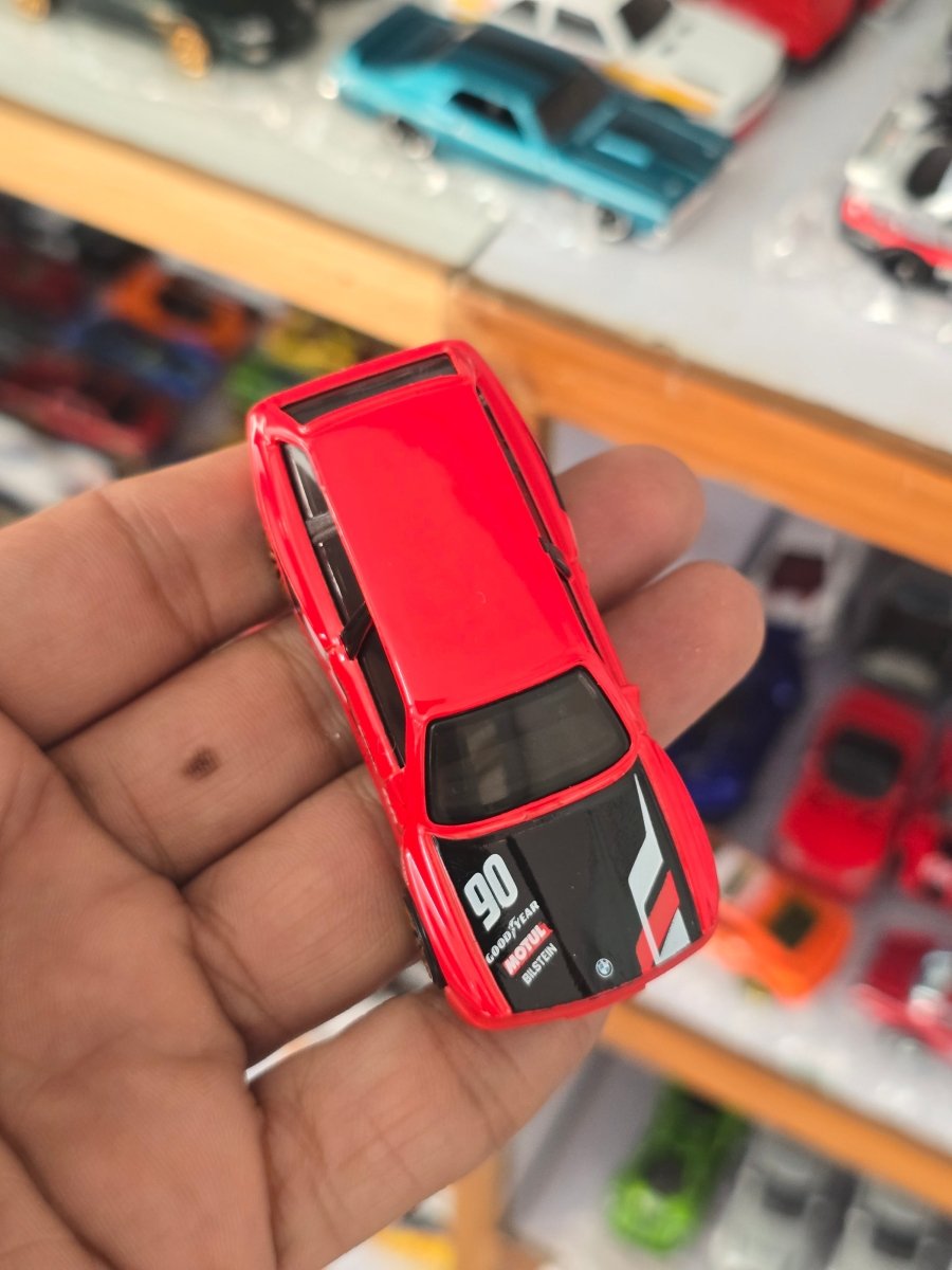 Hot Wheels BMW M3 Wagon - Red (Uncarded) - Kinder Logs