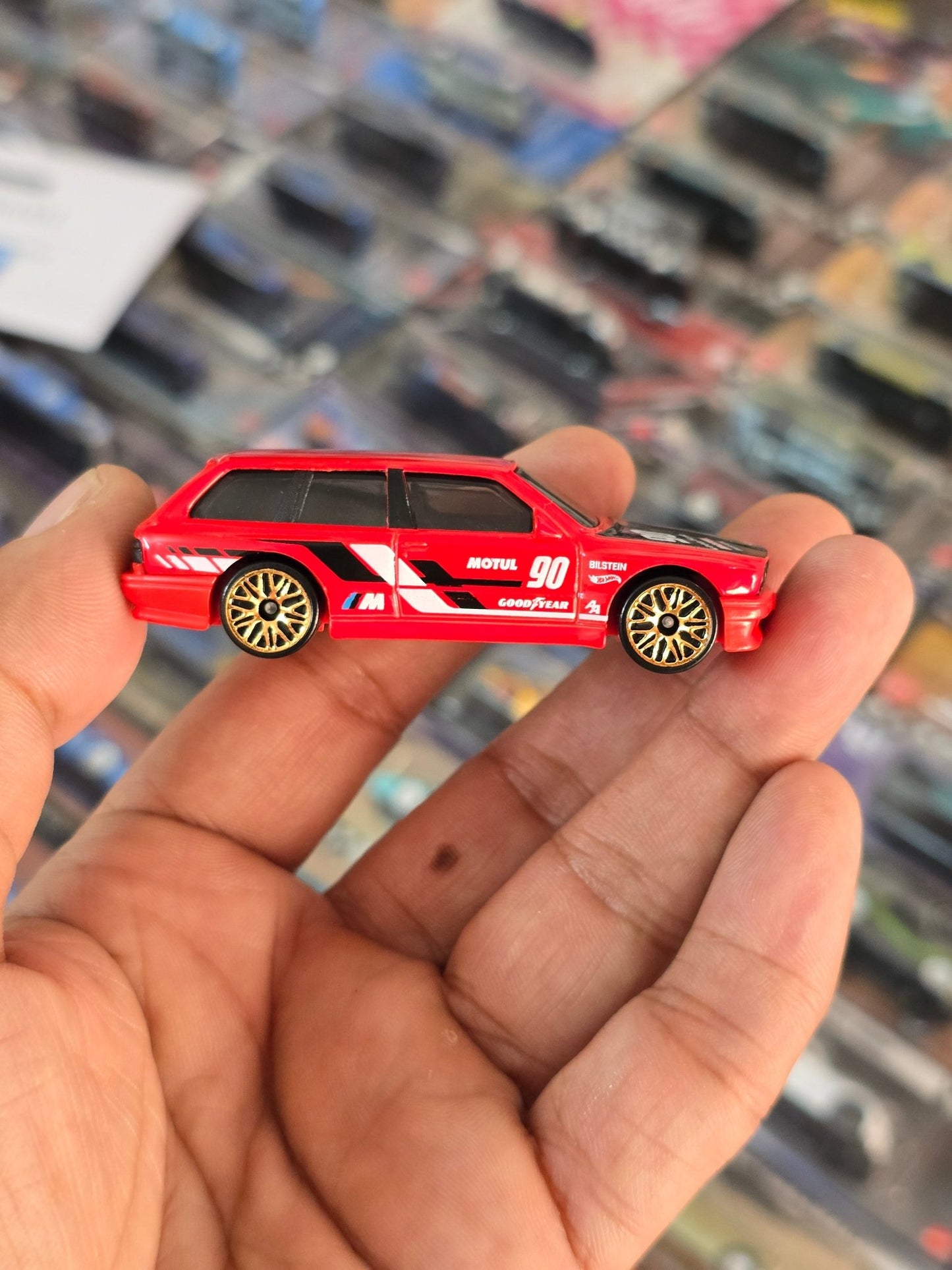Hot Wheels BMW M3 Wagon - Red (Uncarded) - Kinder Logs