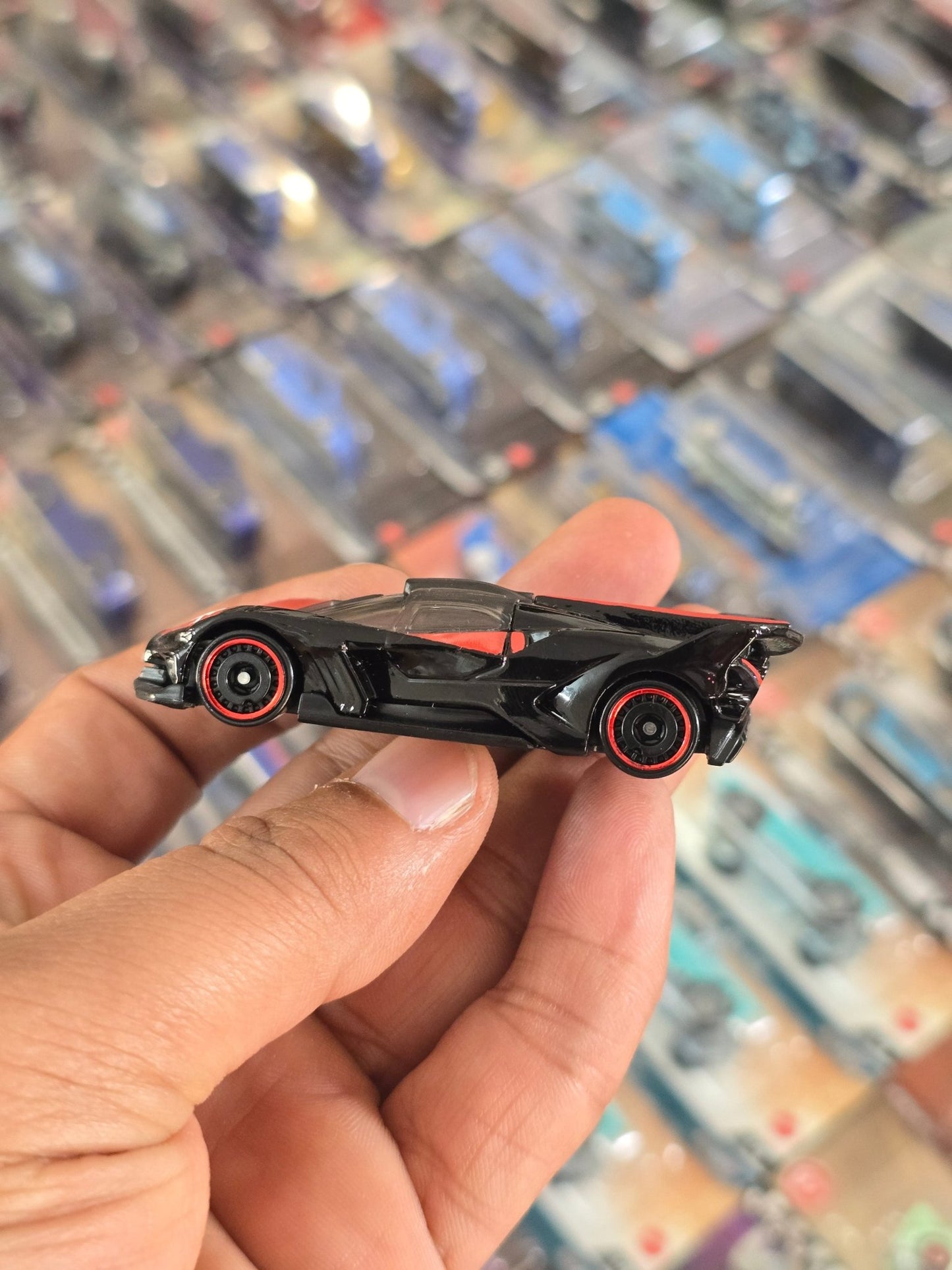 Hot Wheels Bugatti Bolide - Red (Uncarded) - Kinder Logs