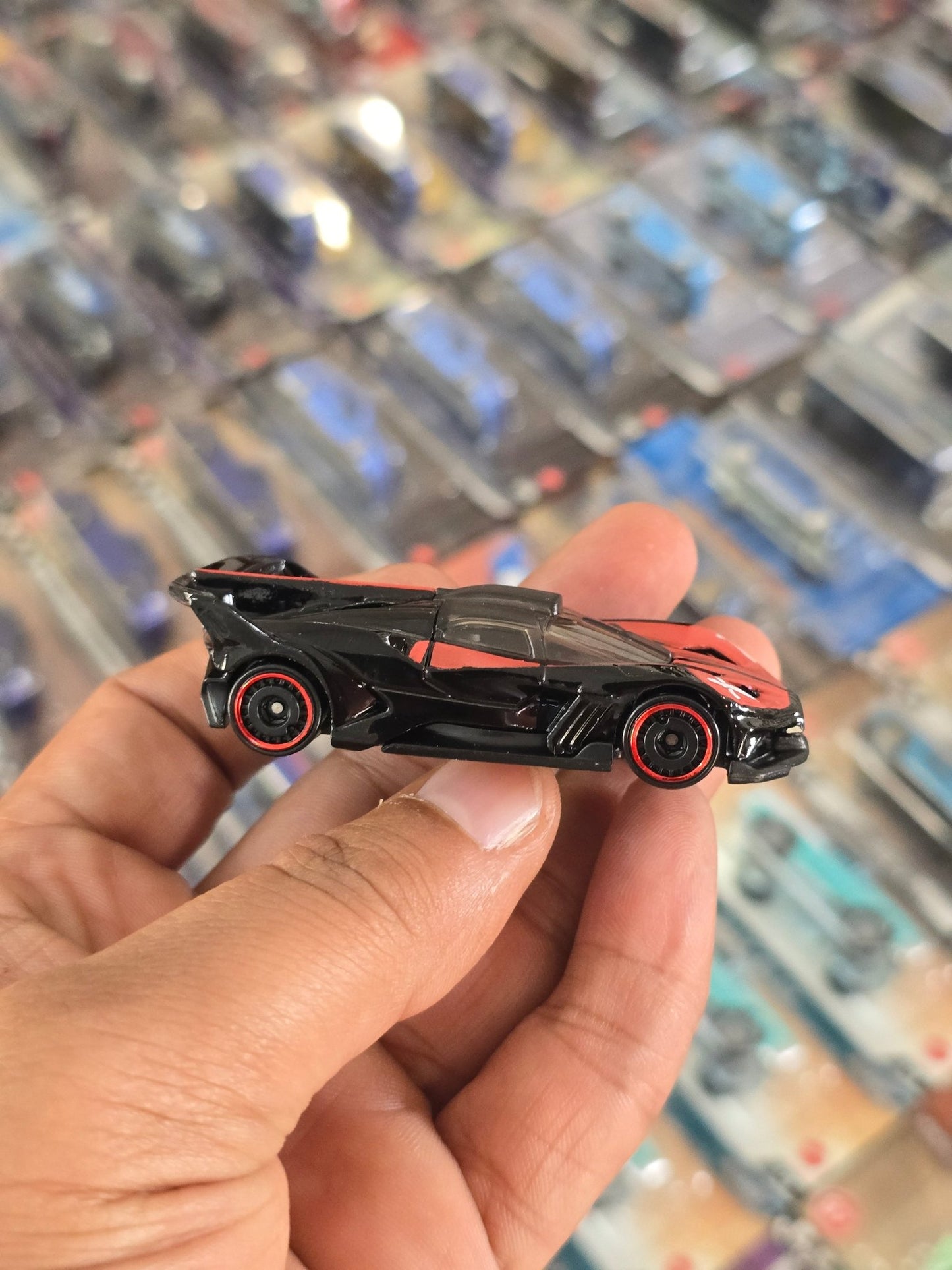 Hot Wheels Bugatti Bolide - Red (Uncarded) - Kinder Logs