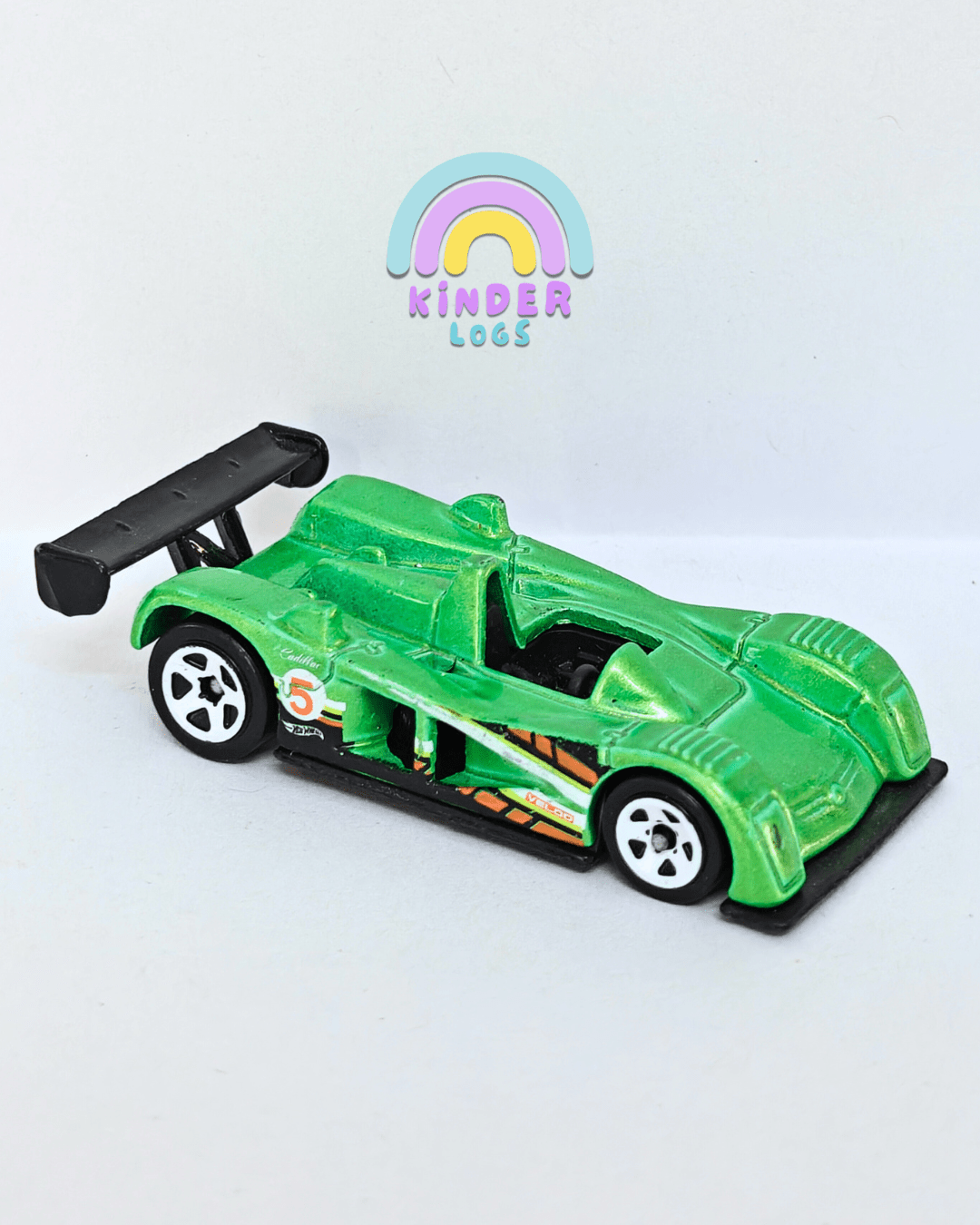 Hot Wheels Cadillac LMP - Green (Pre - Owned Car) - Kinder Logs