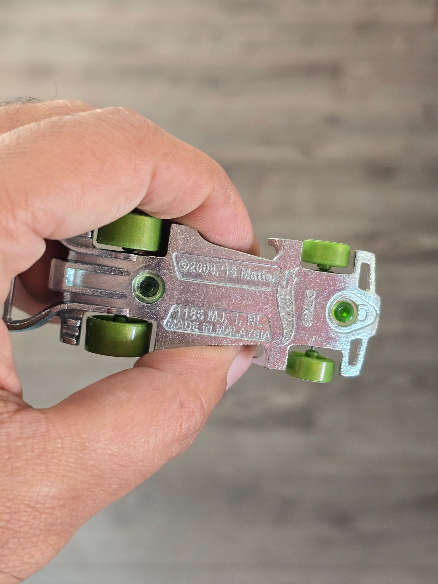 Hot Wheels Carbonator - 2026 Bottle Opener Car (Uncarded - New) - Kinder Logs