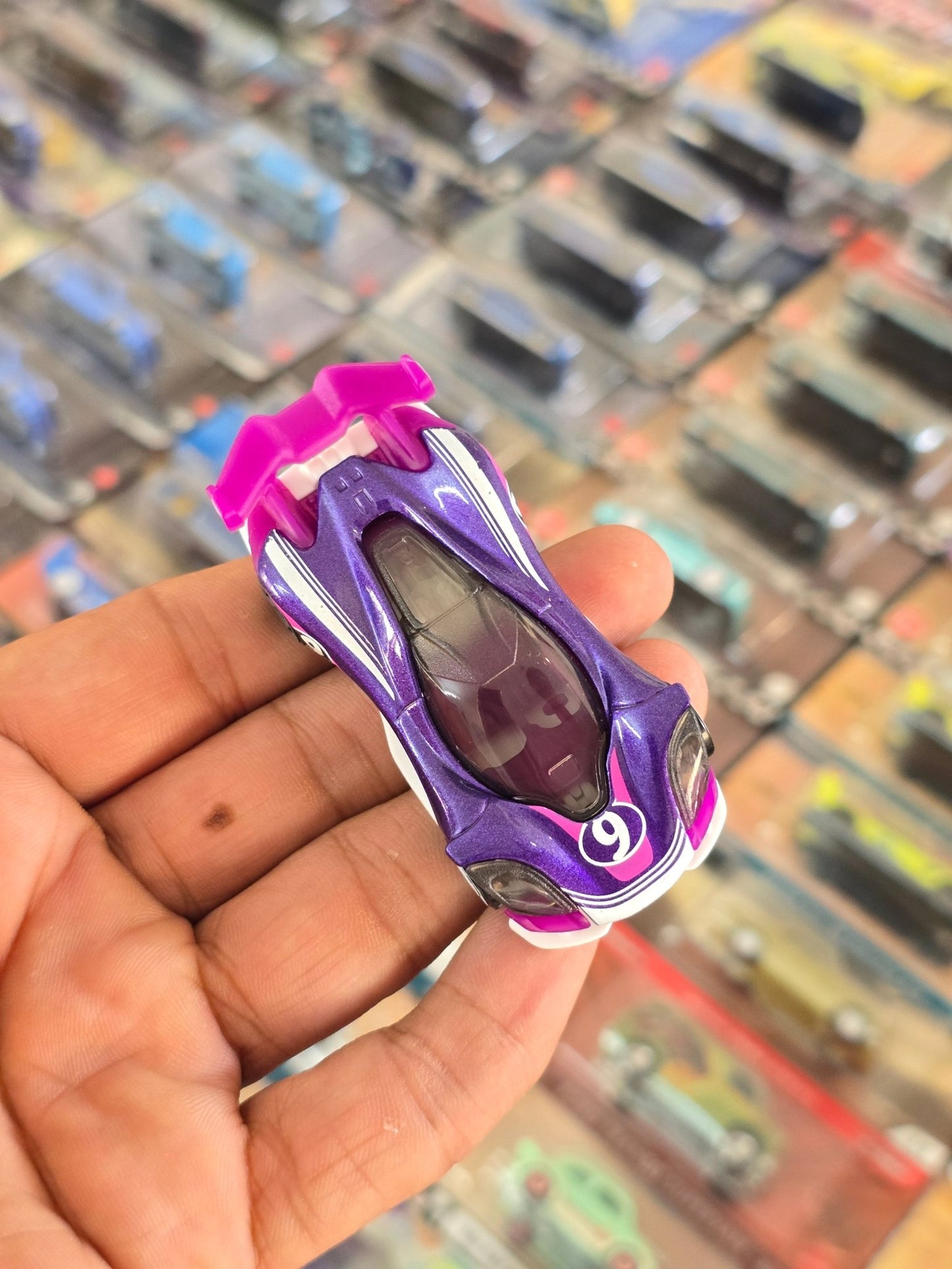 Hot Wheels Celero GT - Purple (Uncarded) - Kinder Logs