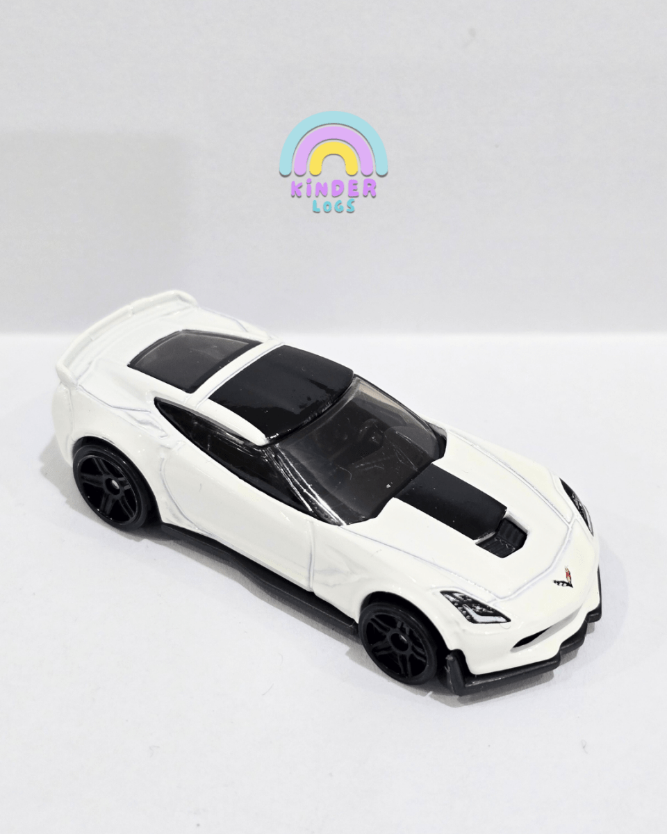 Hot Wheels Chevrolet Corvette C7 Z06 - White (Uncarded) - Kinder Logs