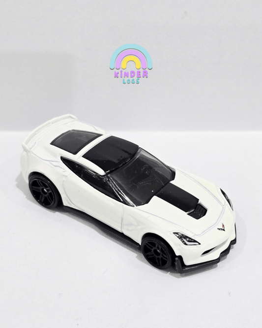 Hot Wheels Chevrolet Corvette C7 Z06 - White (Uncarded) - Kinder Logs
