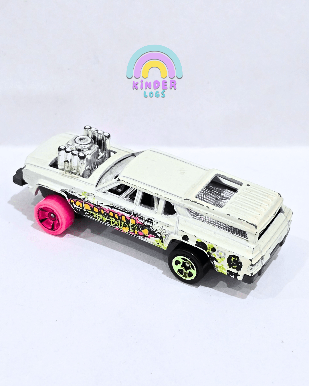 Hot Wheels Cruise Bruiser (Used Car) - Kinder Logs
