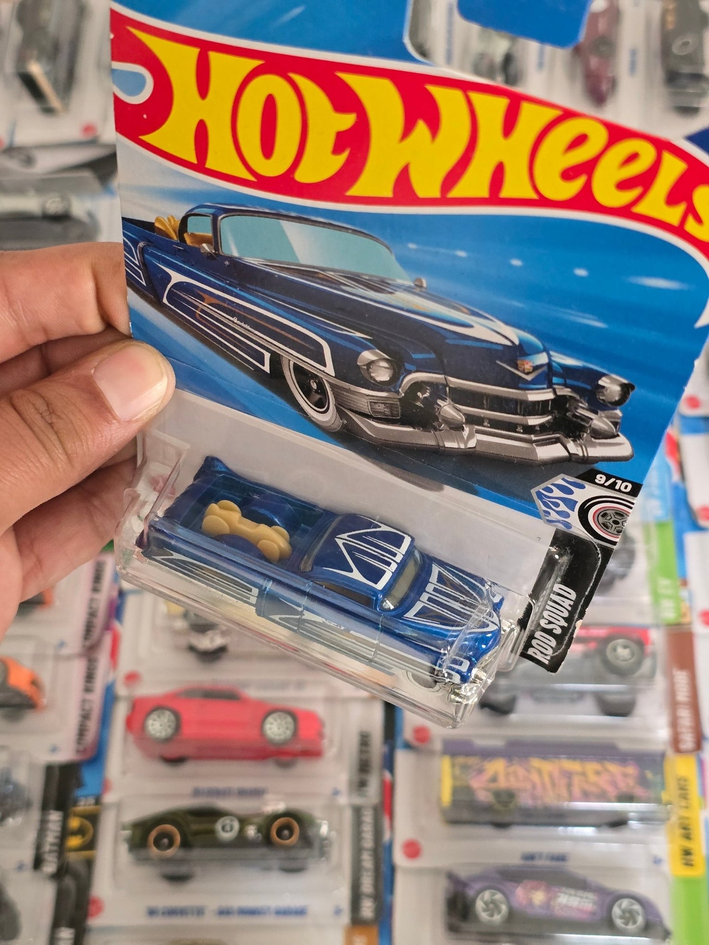 Hot Wheels Custom 1953 Cadillac (Imported) - Kinder Logs