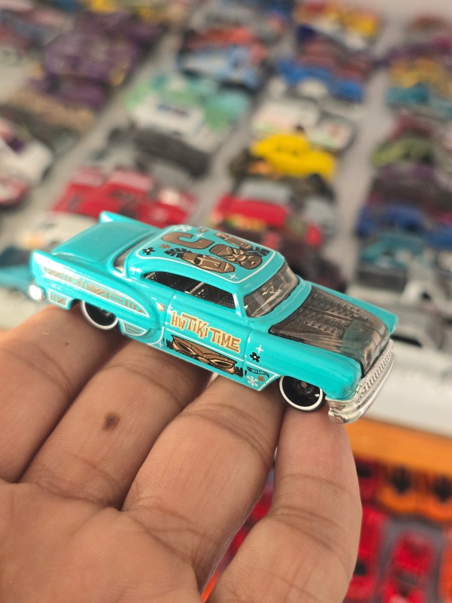 Hot Wheels Custom 1953 Chevy - Teal (Uncarded) - Kinder Logs
