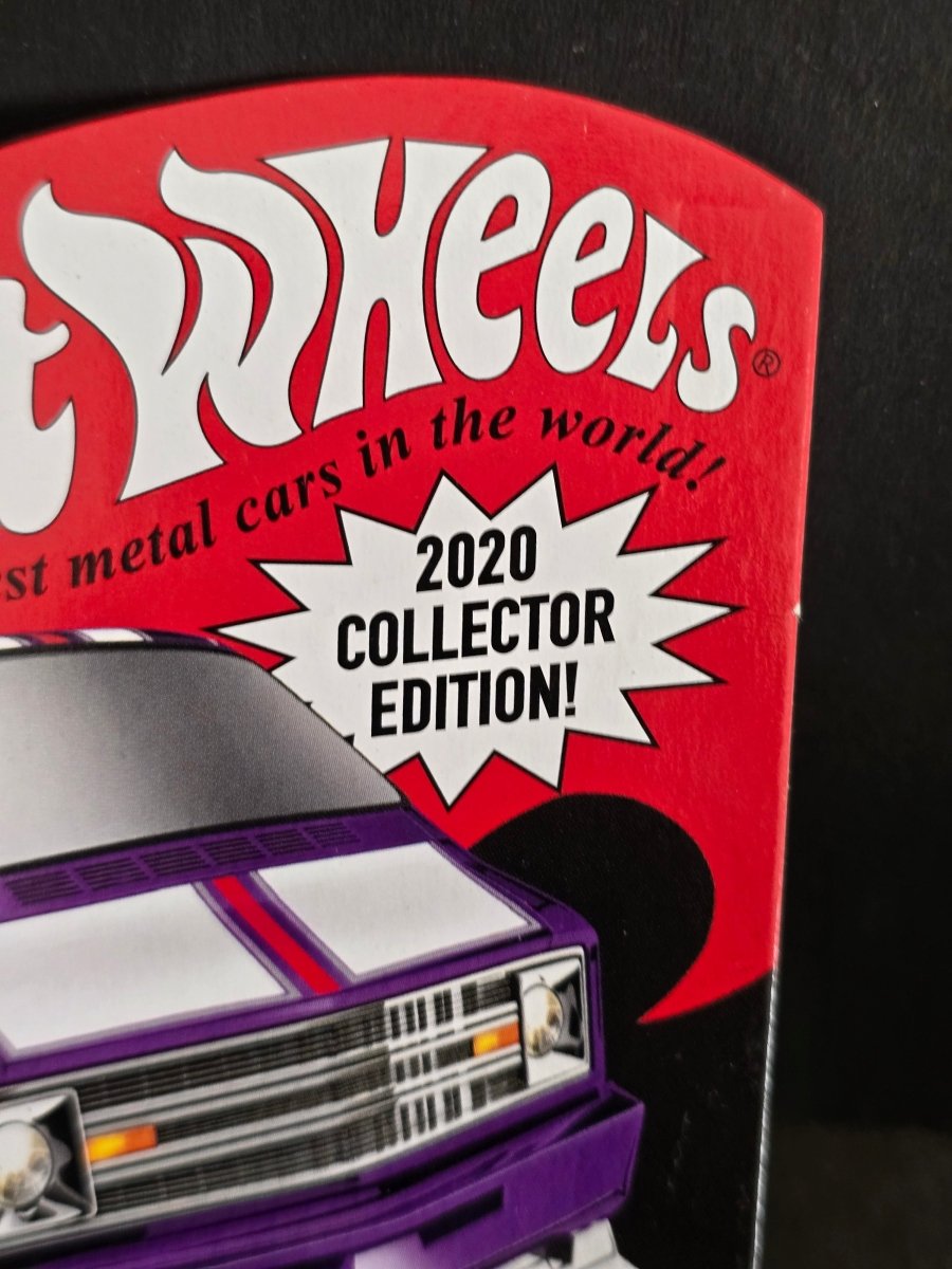 Hot Wheels Custom 1977 Dodge Van - 2020 Collector Edition - Kinder Logs