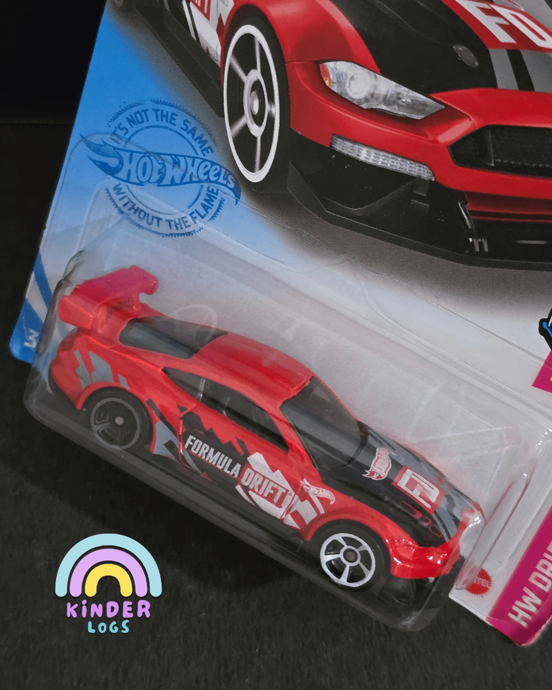 Hot Wheels Custom 2018 Ford Mustang GT - Formula Drift (Imported) - Kinder Logs