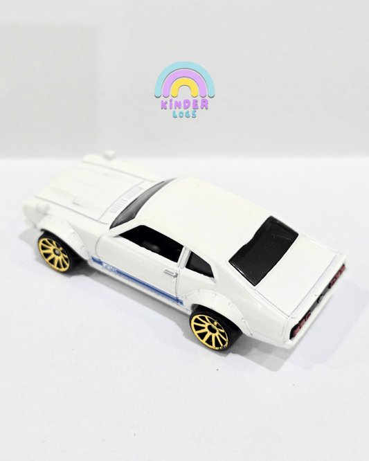 Hot Wheels Custom Ford Maverick - White (Uncarded) - Kinder Logs