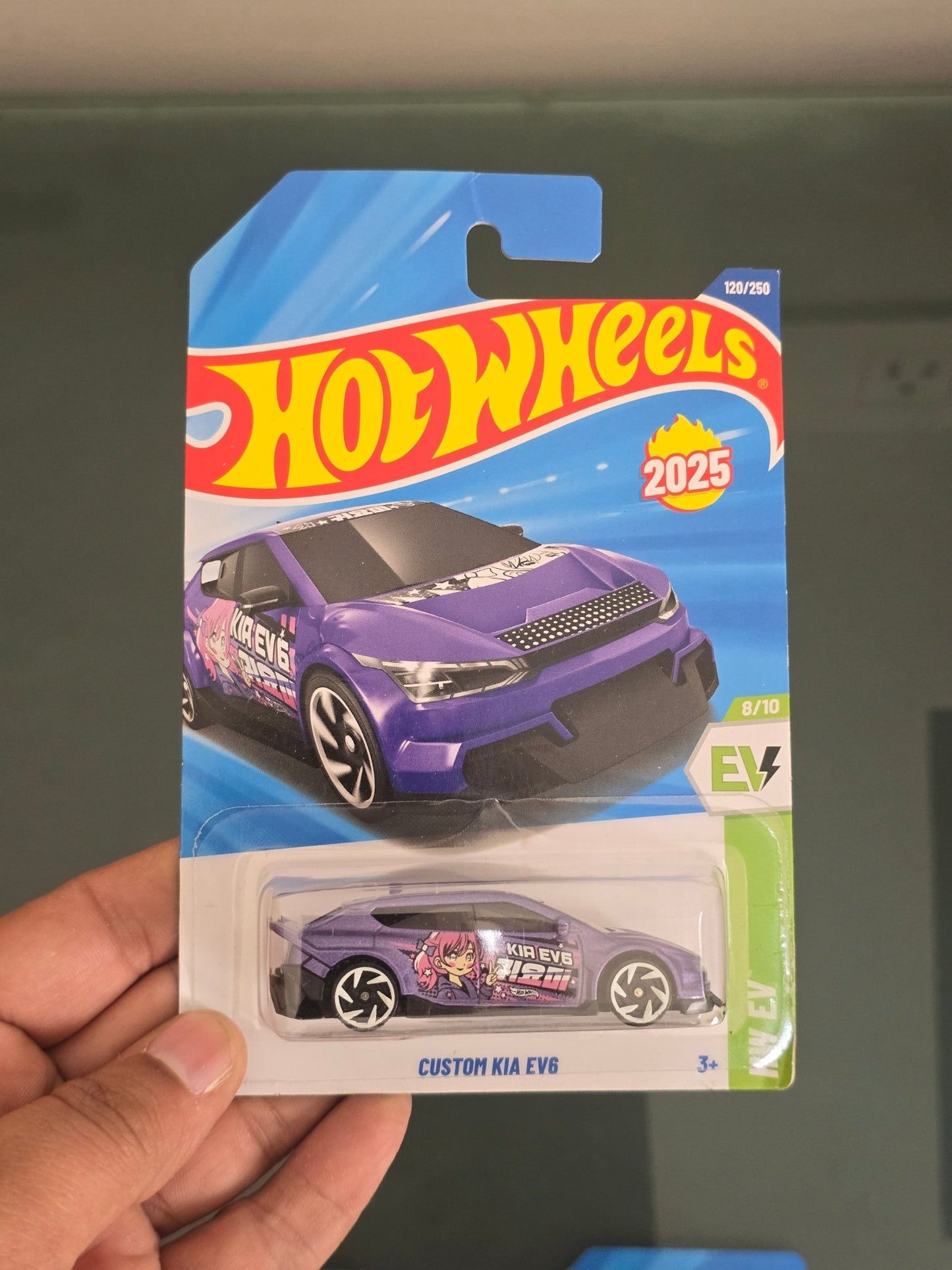 Hot Wheels Custom Kia EV6 (Imported) - Kinder Logs