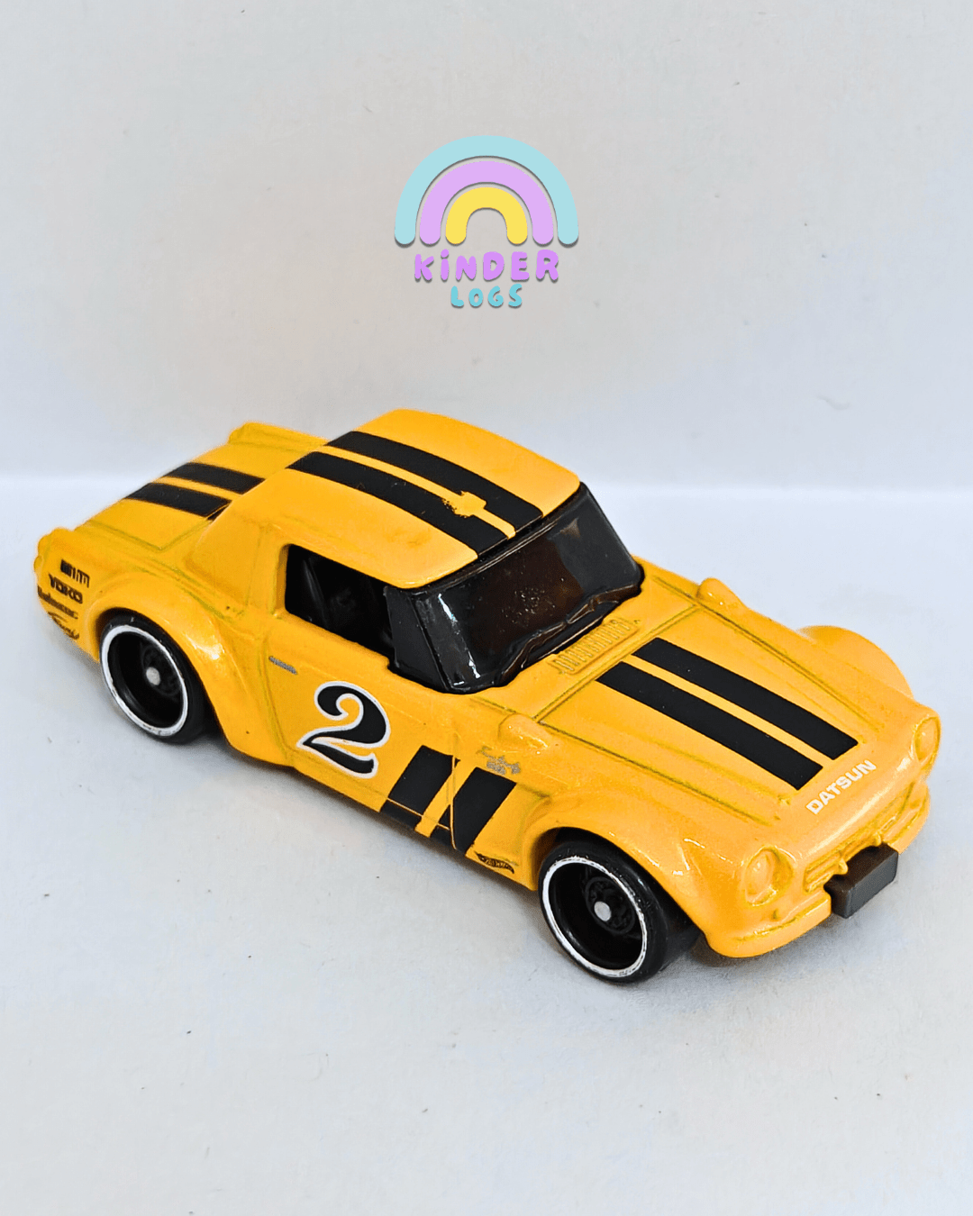 Hot Wheels Datsun Fairlady 2000 - Yellow (Uncarded) - Kinder Logs