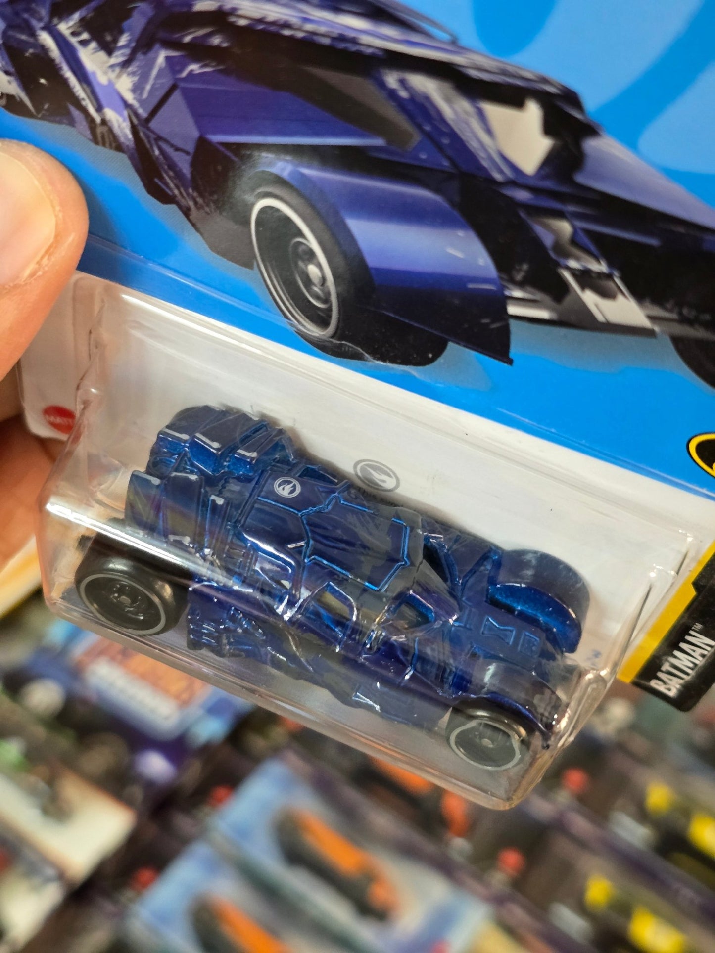Hot Wheels DC Batman 'The Dark Knight Trilogy' Batmobile (Treasure Hunt) - Kinder Logs