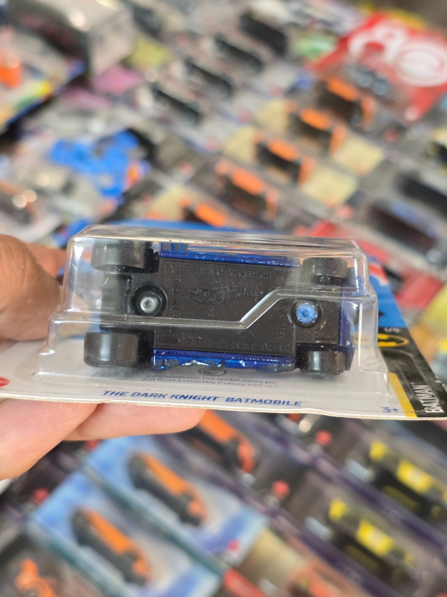 Hot Wheels DC Batman 'The Dark Knight Trilogy' Batmobile (Treasure Hunt) - Kinder Logs