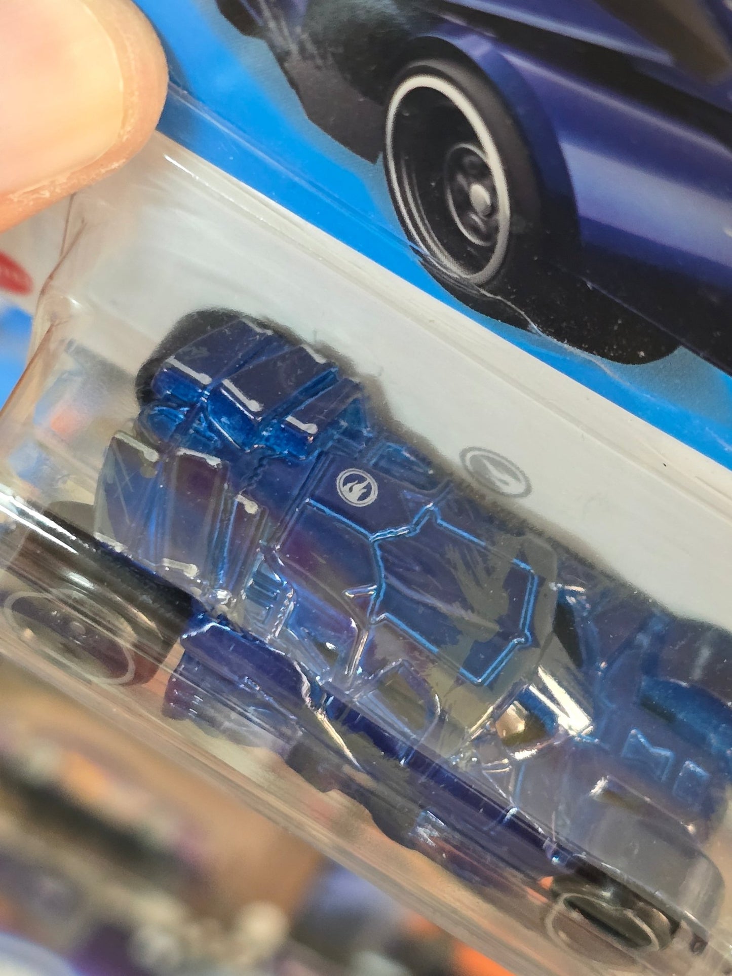 Hot Wheels DC Batman 'The Dark Knight Trilogy' Batmobile (Treasure Hunt) - Kinder Logs