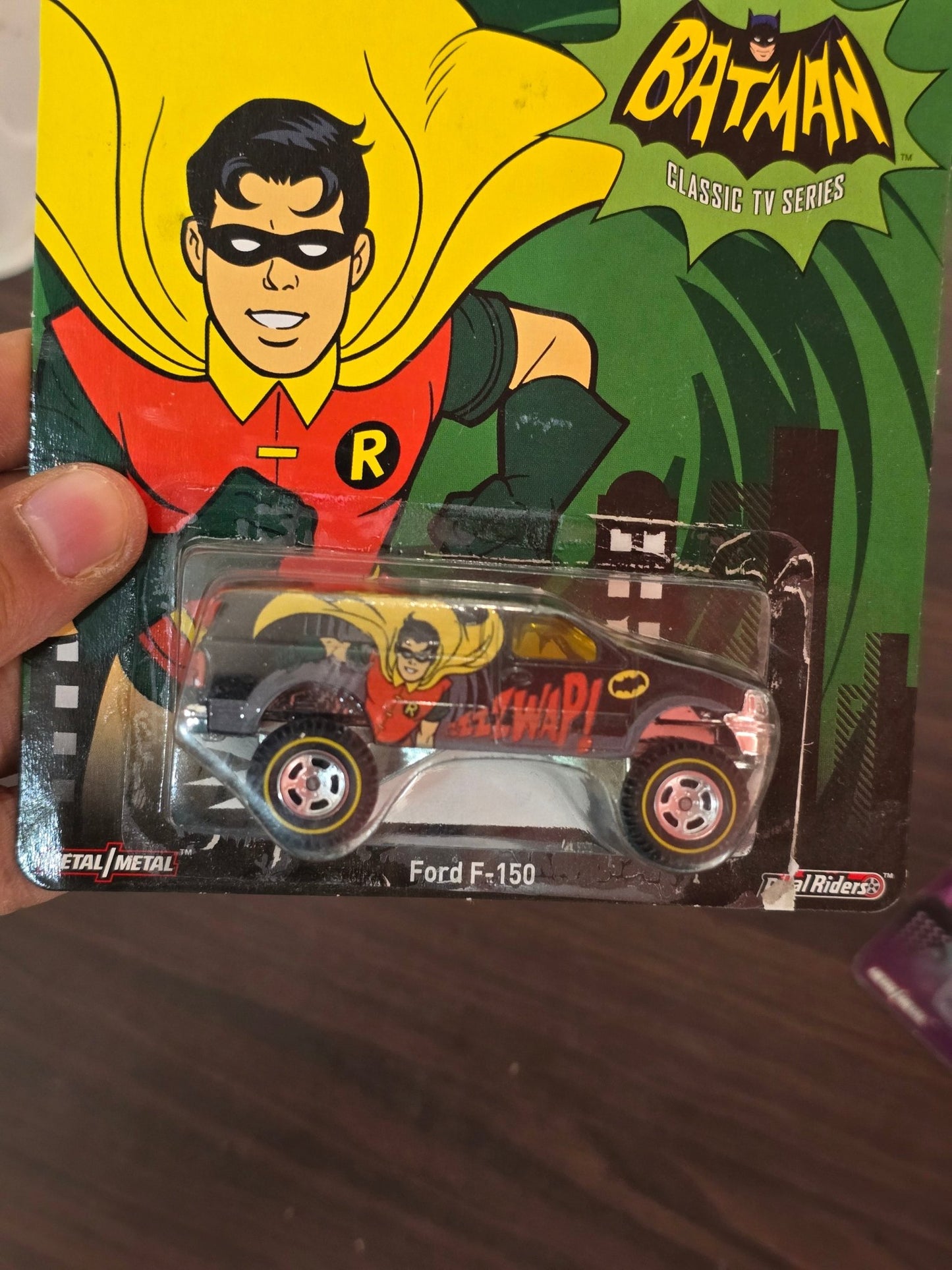 Hot Wheels DC Comics Batman & Robin Ford F - 150 (Imported) - Kinder Logs