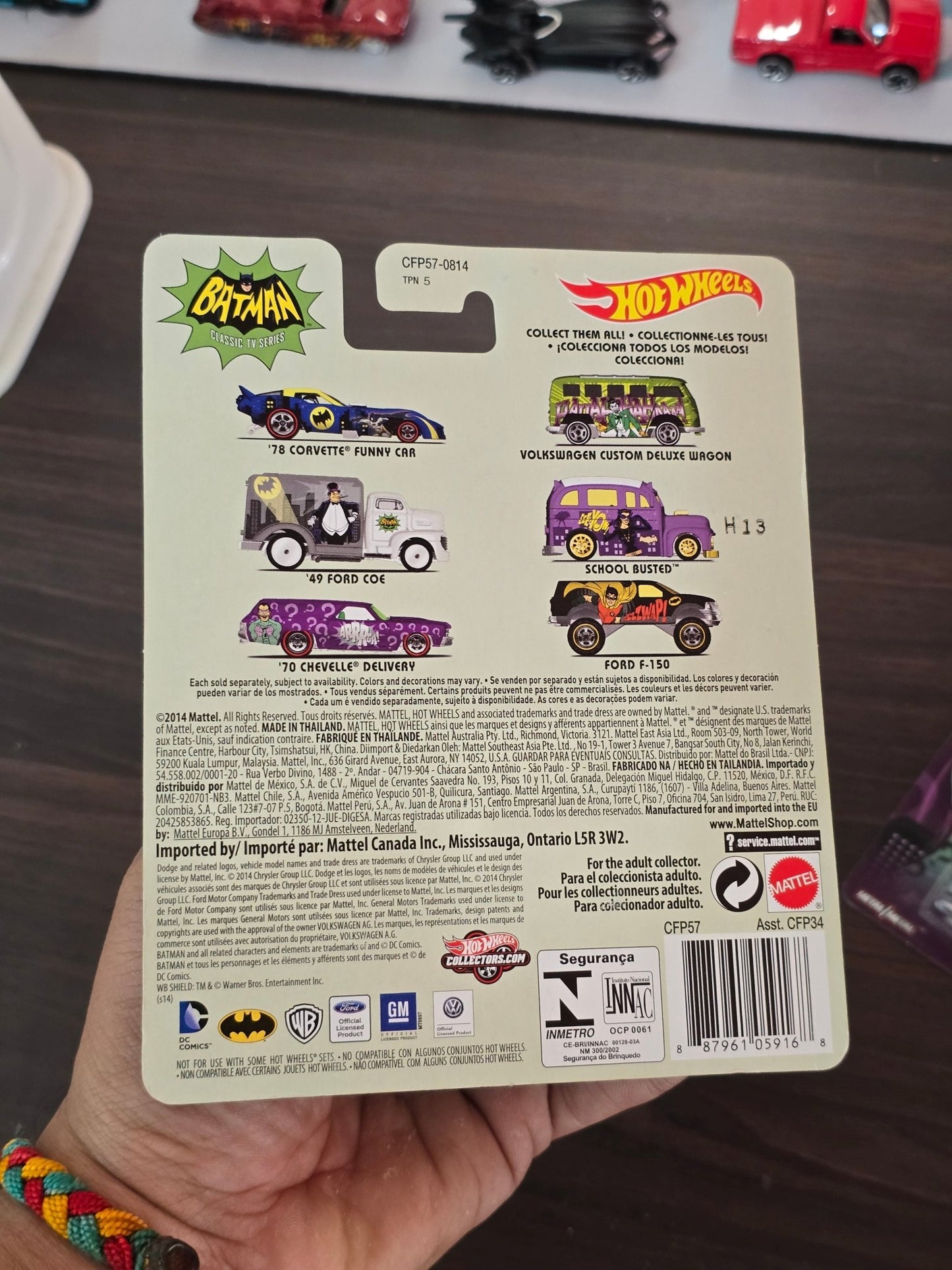 Hot Wheels DC Comics Batman & Robin Ford F - 150 (Imported) - Kinder Logs