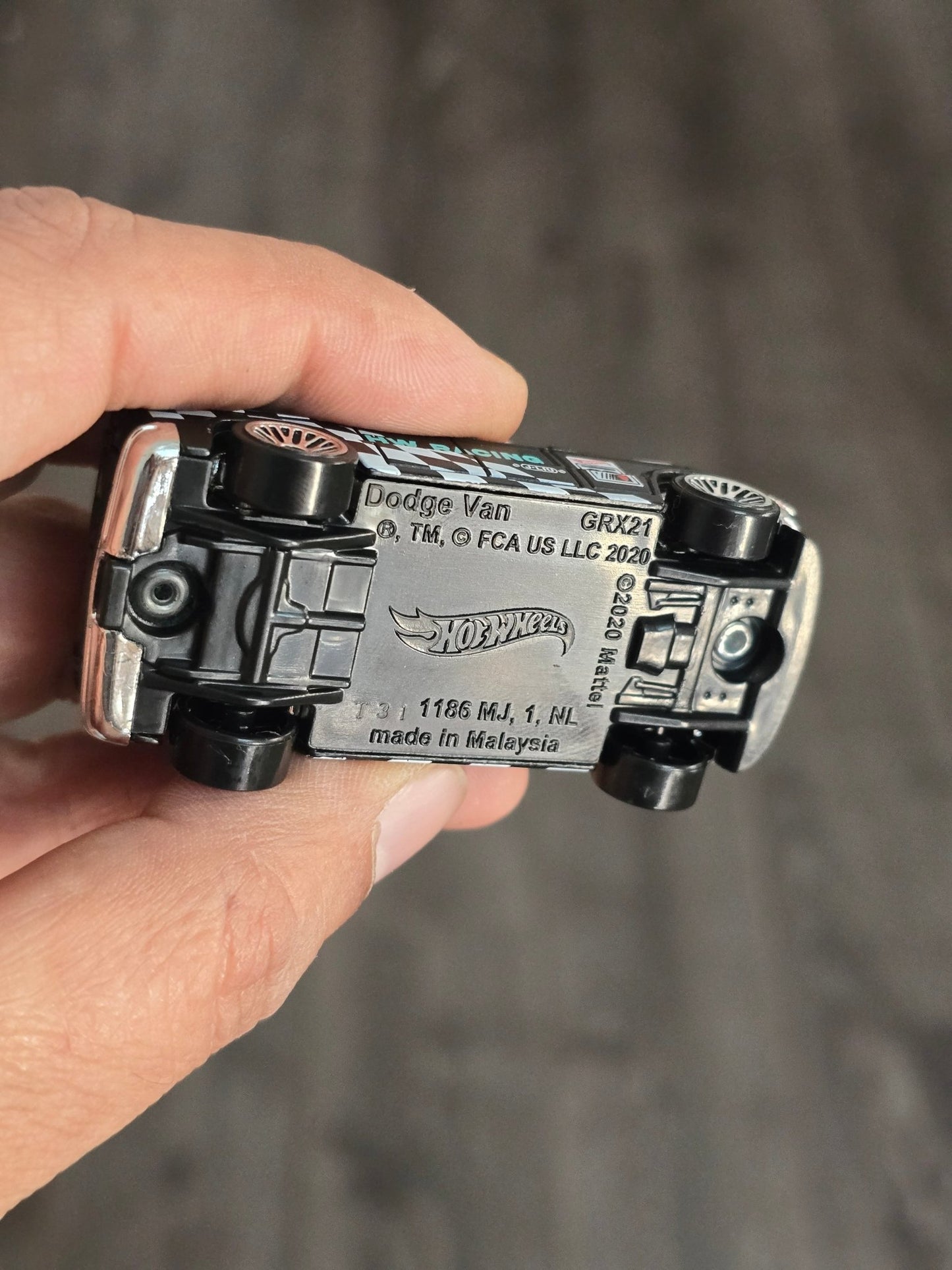 Hot Wheels Dodge Van - Black (Uncarded - New) - Kinder Logs