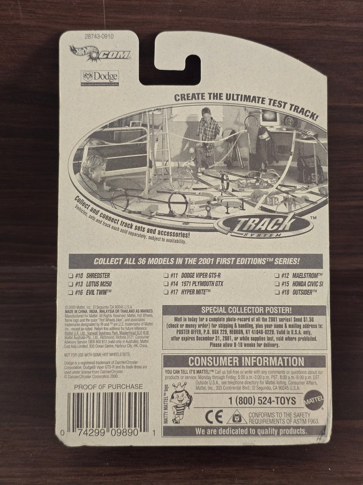 Hot Wheels Dodge Viper GTS - R - Collector No. 023 (2000 Imported Card) - Kinder Logs