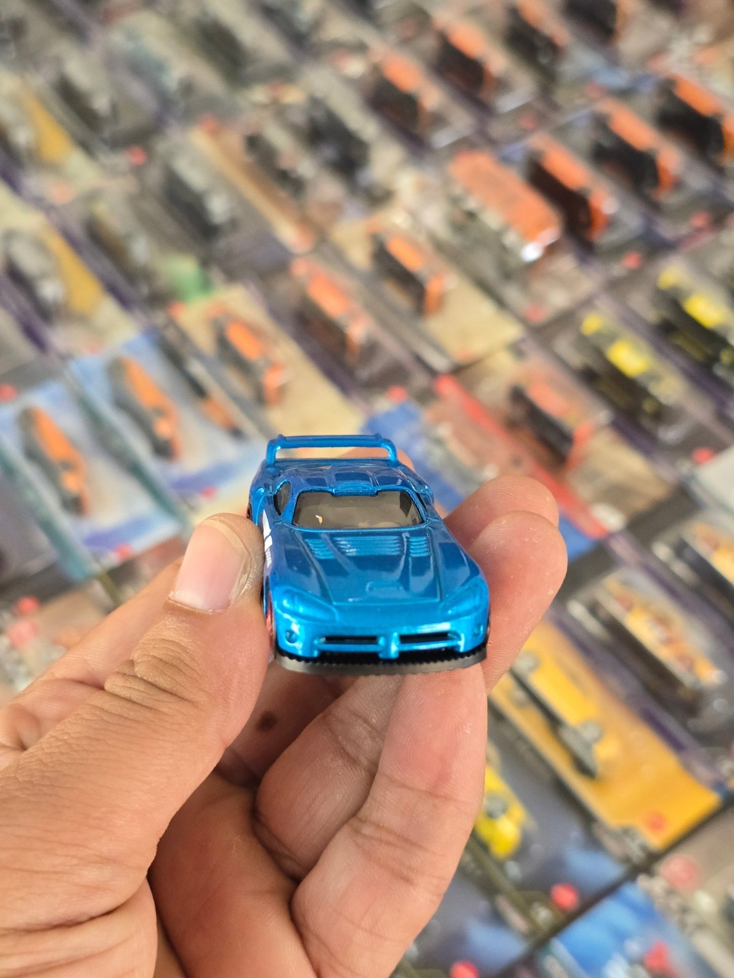 Hot Wheels Dodge Viper GTS - R Mopar (Uncarded) - Kinder Logs