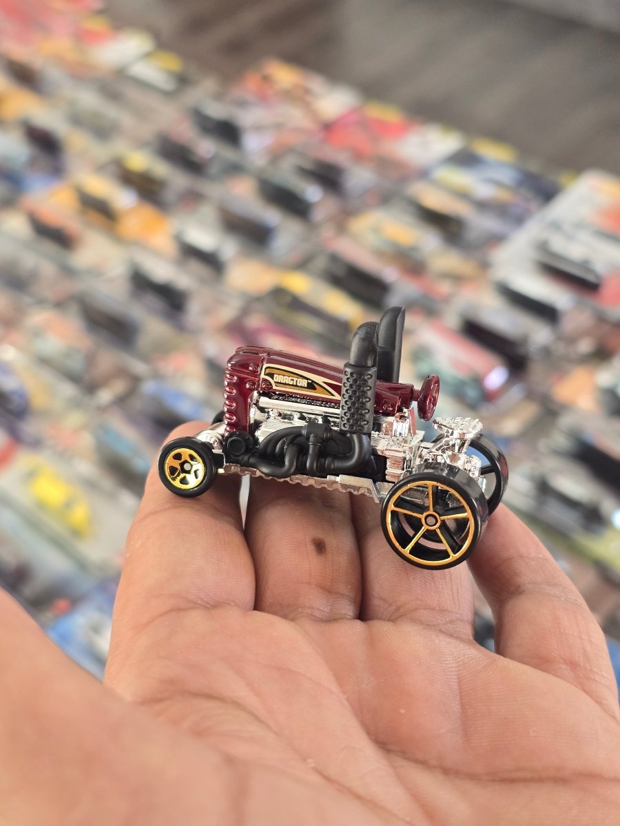 Hot Wheels Dragtor (Uncarded) - Kinder Logs