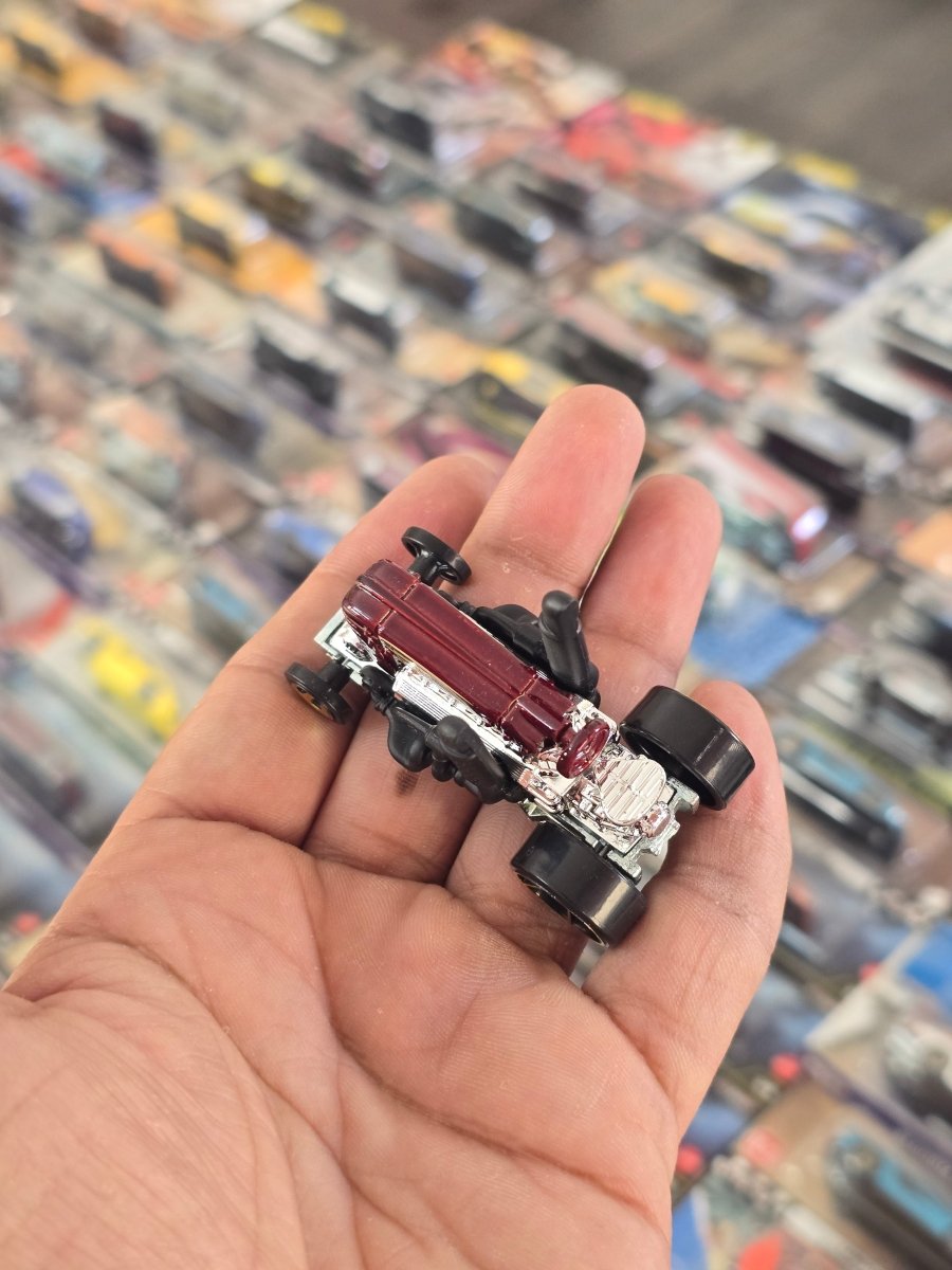 Hot Wheels Dragtor (Uncarded) - Kinder Logs