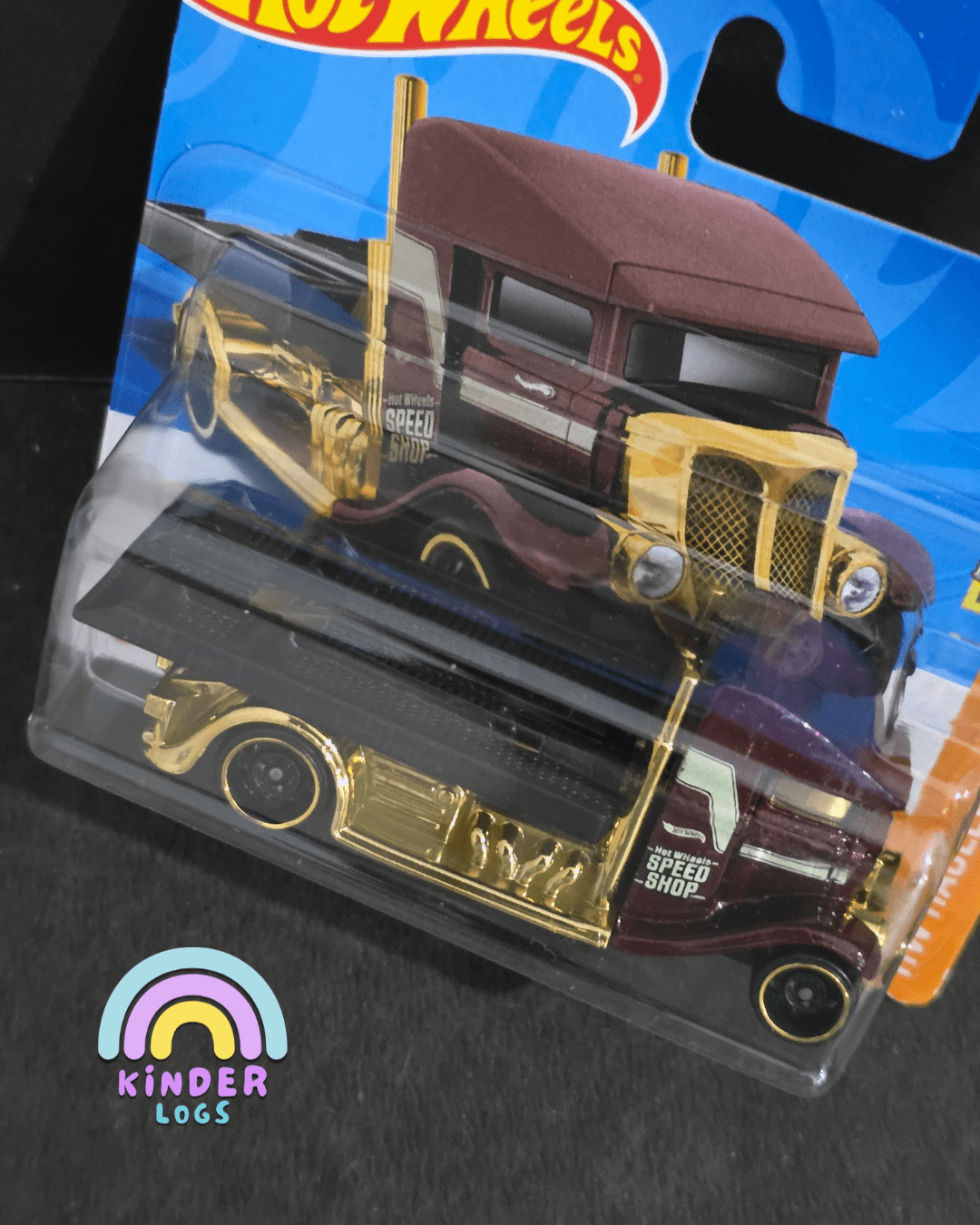 Hot Wheels Fast - Bed Hauler Truck - Short Card (Imported) - Kinder Logs