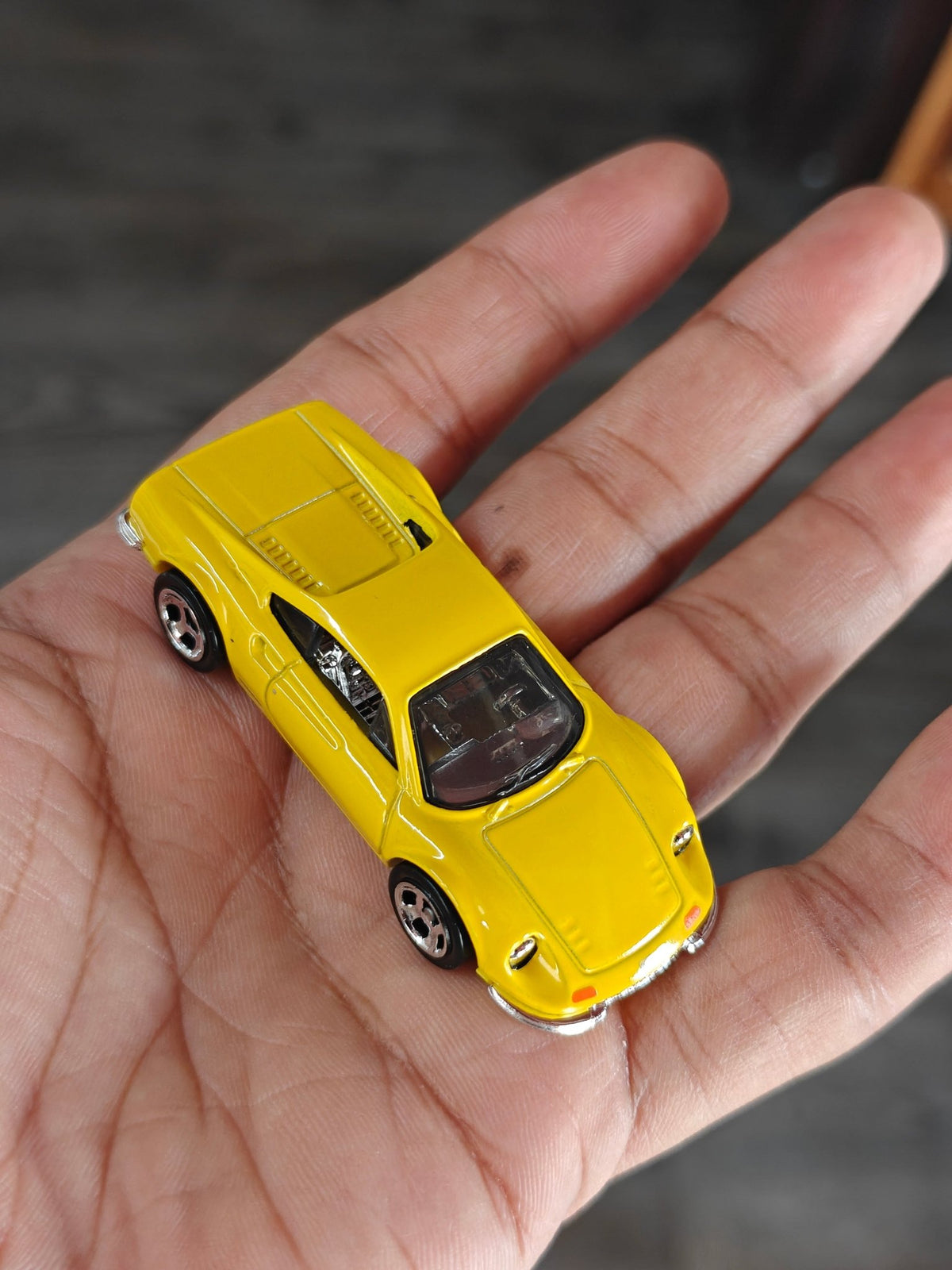 Hot Wheels Ferrari Dino 206 GT - Yellow (Uncarded - New) - Kinder Logs