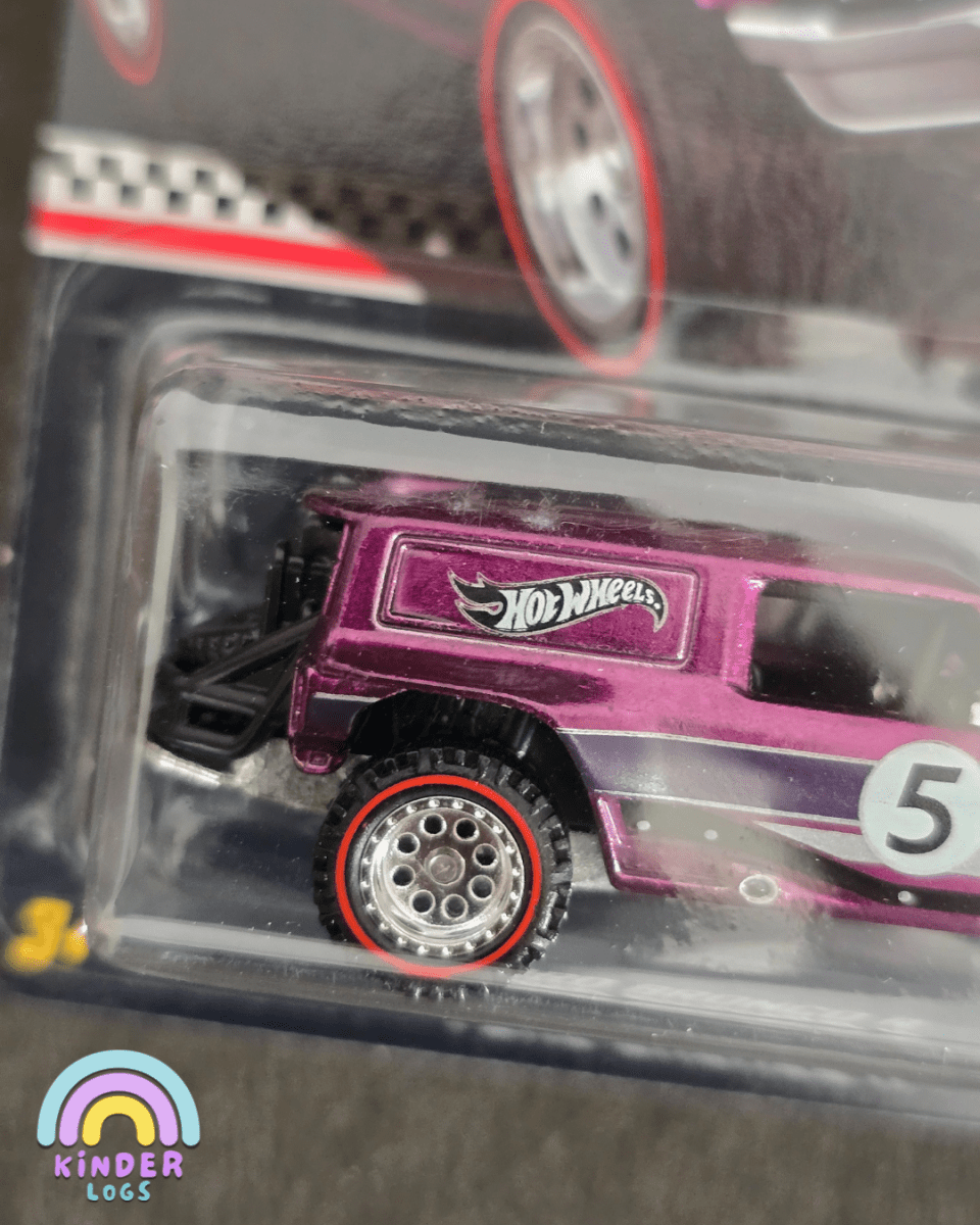 Hot Wheels Ford Bronco R - 2023 Collector Edition - Kinder Logs