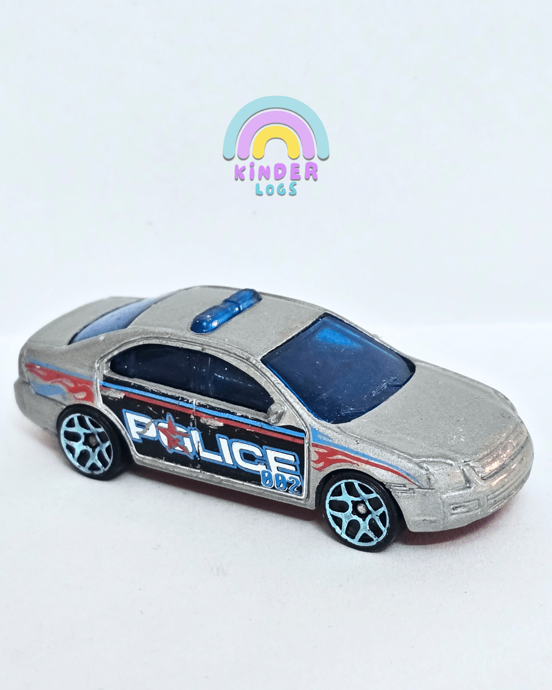 Hot Wheels Ford Fusion Police Car (Pre - Owned Car) - Kinder Logs