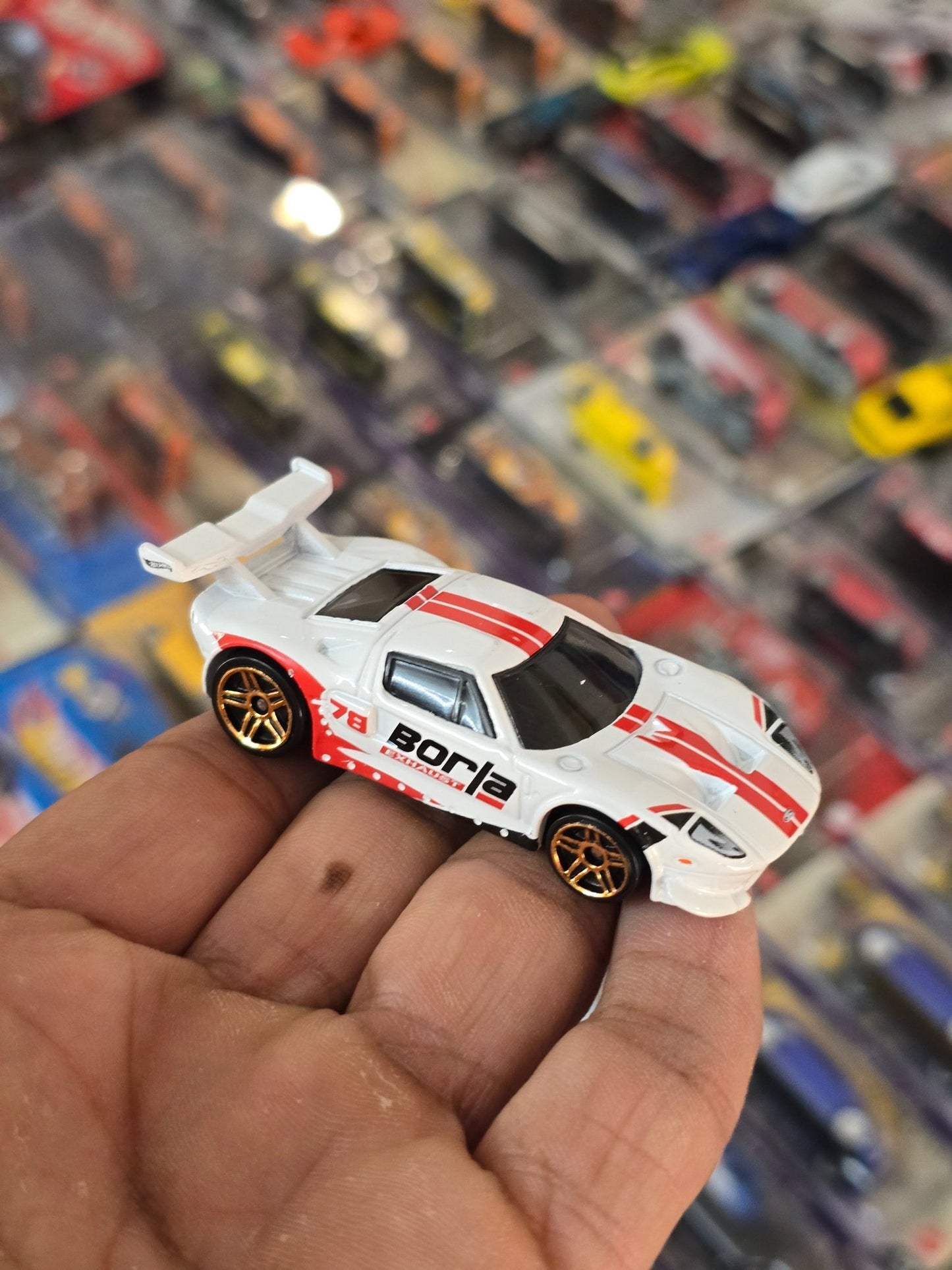 Hot Wheels Ford GT Borla Edition (Uncarded) - Kinder Logs
