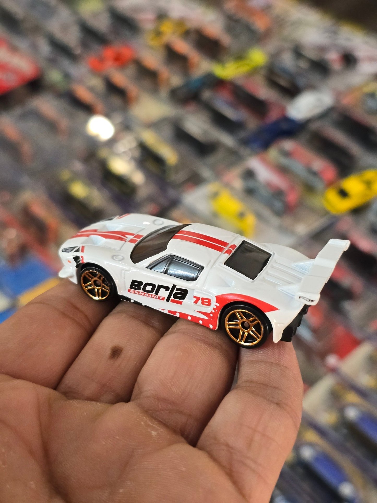 Hot Wheels Ford GT Borla Edition (Uncarded) - Kinder Logs