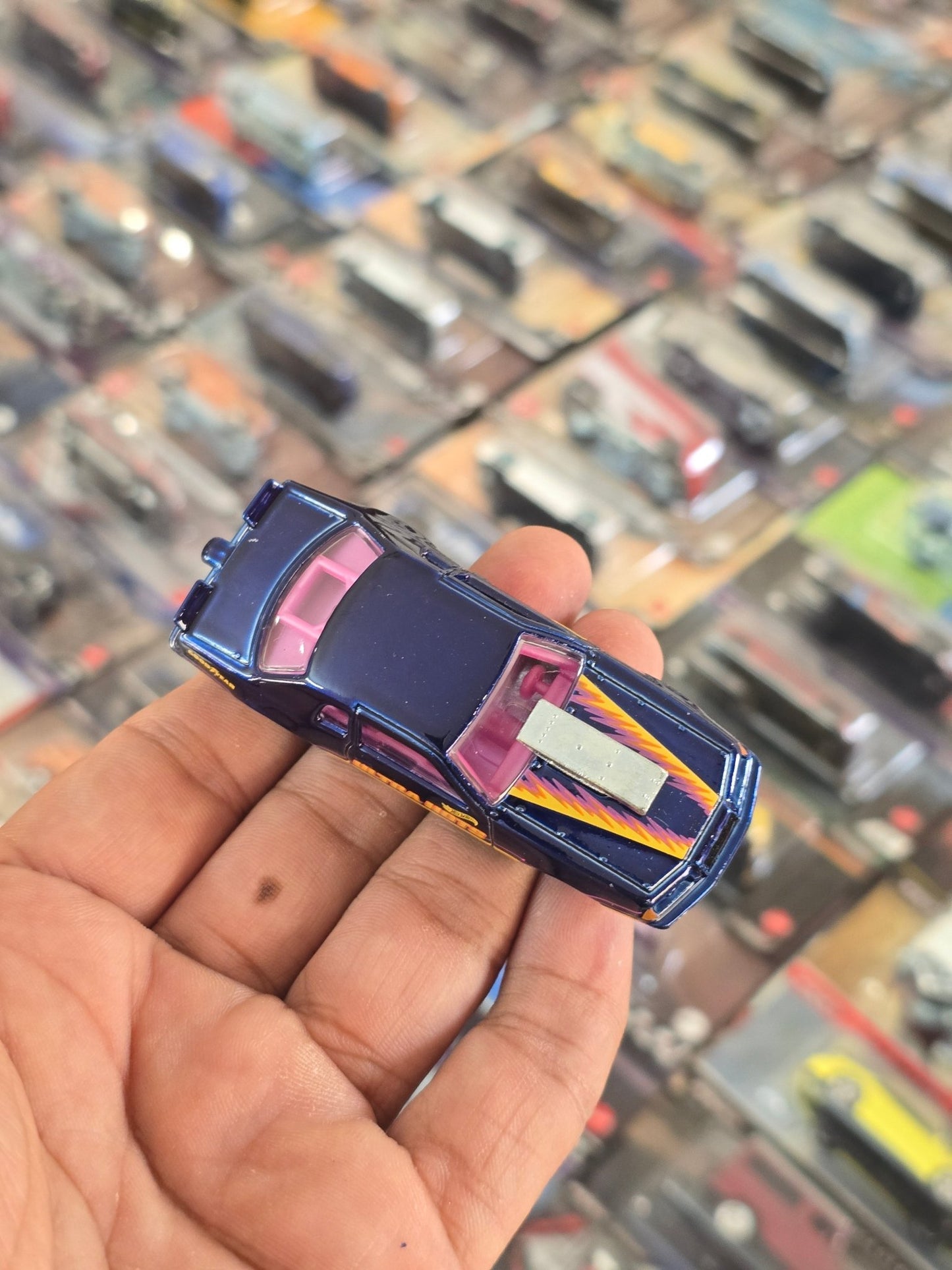 Hot Wheels Ford Thunderbird Pro Stock - Ultra Hots (Uncarded) - Kinder Logs