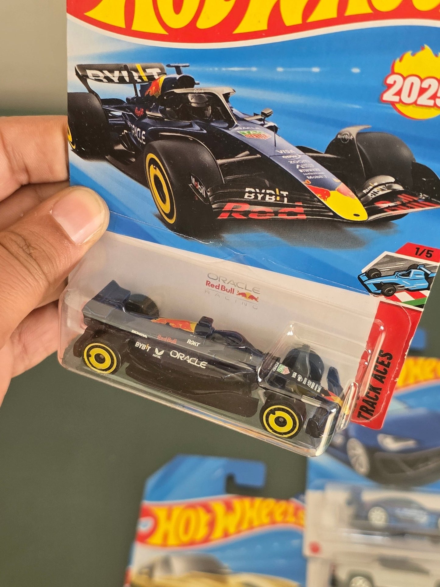 Hot Wheels Formula 1 Oracle Red Bull Racing Car (Imported) - Kinder Logs