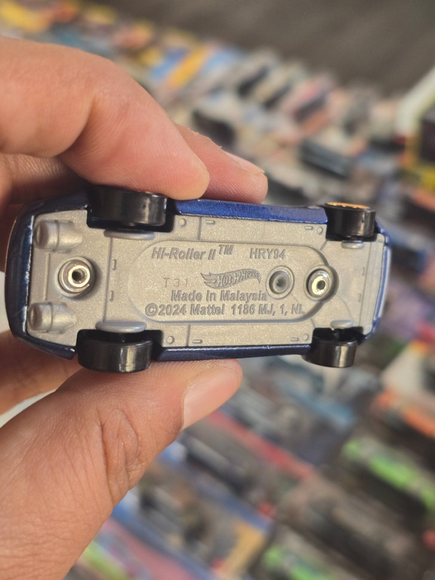 Hot Wheels Hi - Roller II - Blue (Uncarded) - Kinder Logs