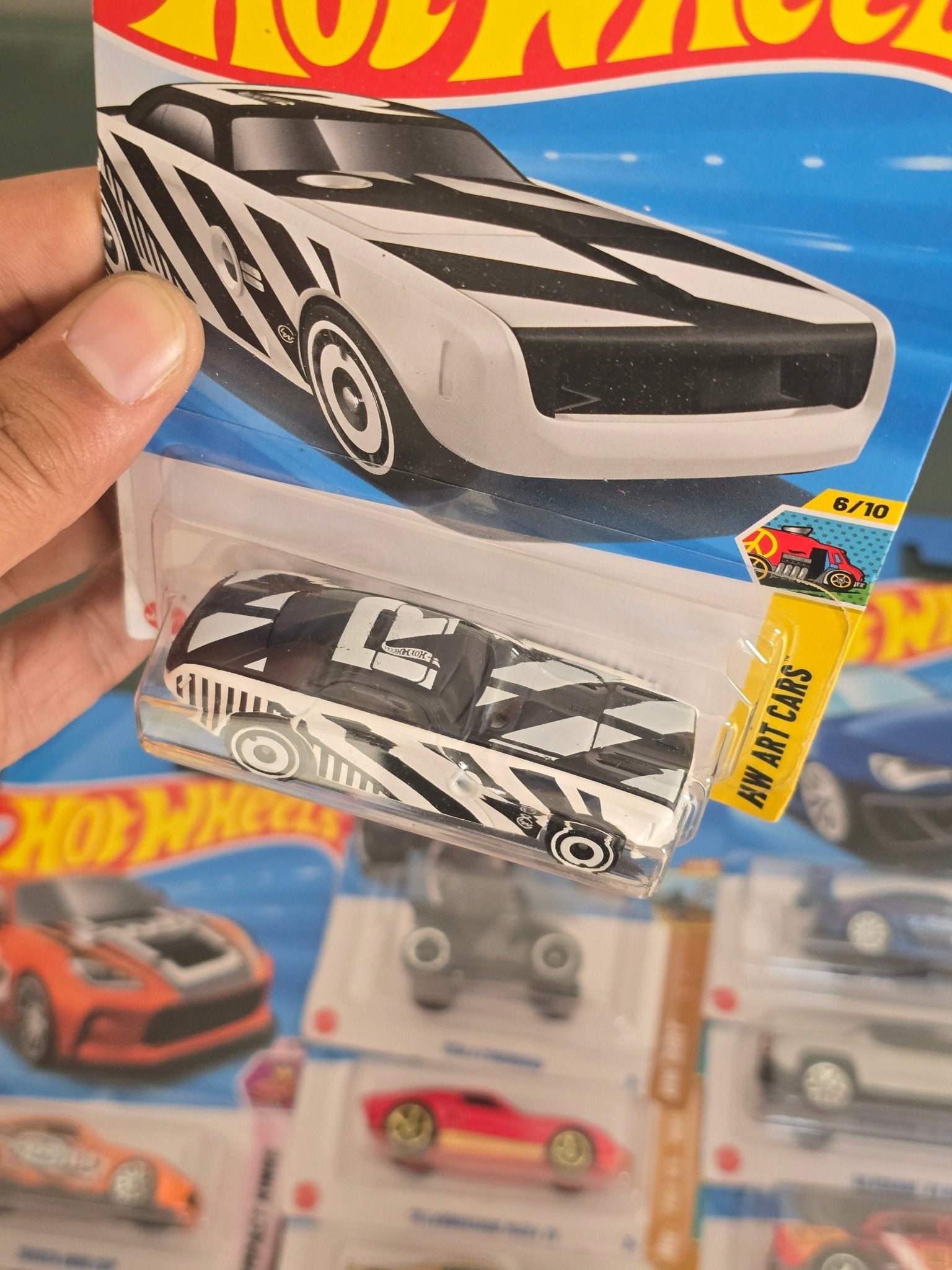 Hot Wheels Hi - Roller II - White (Imported) - Kinder Logs