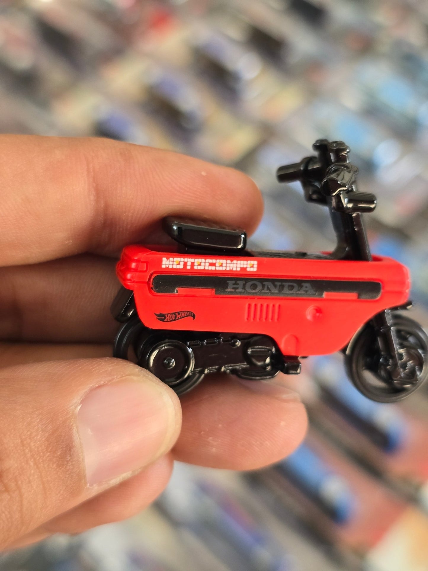 Hot Wheels Honda Motocompo - Red (Uncarded) - Kinder Logs