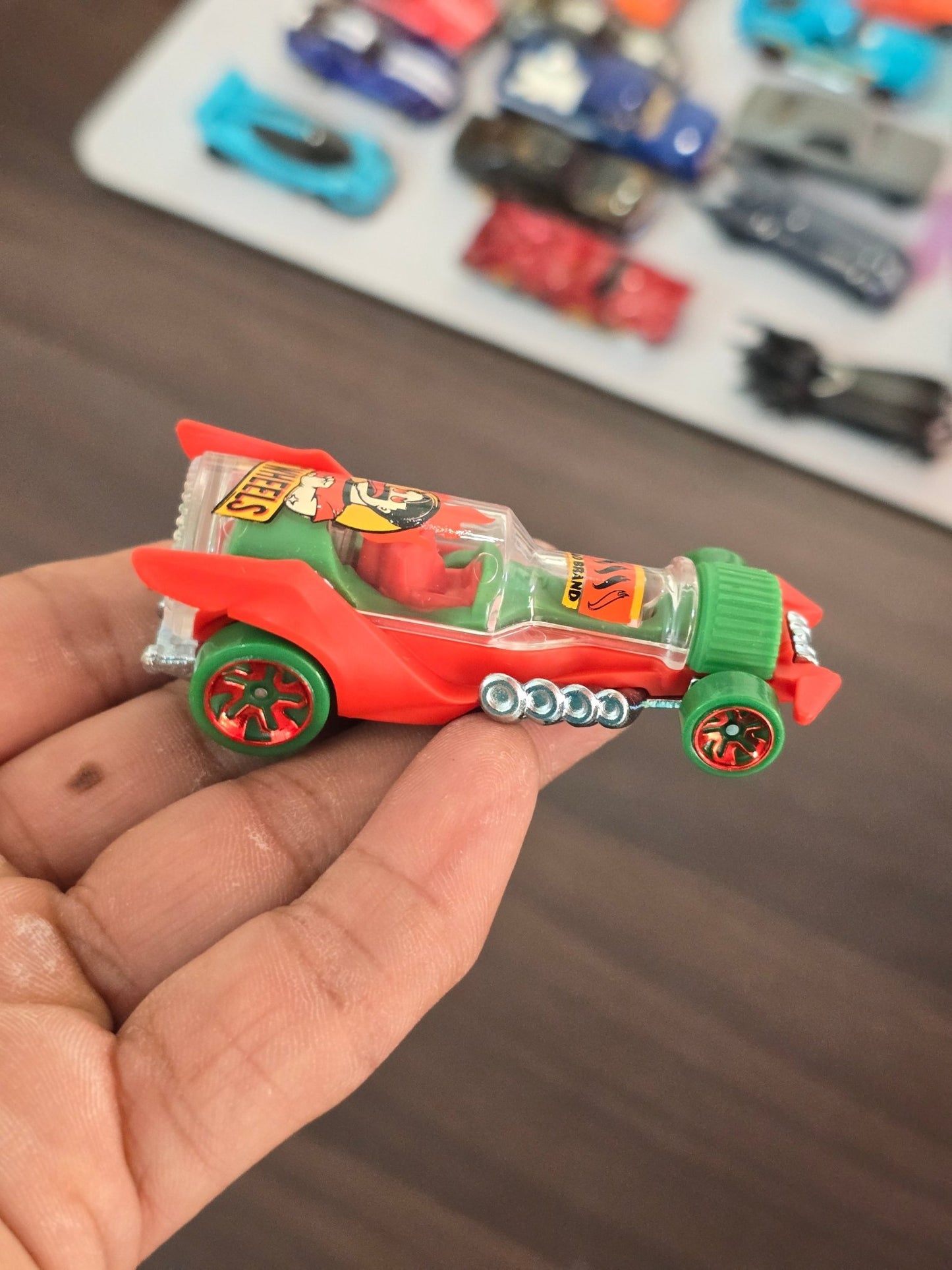 Hot Wheels Hot Wheengs Sauce Bottle Car (Uncarded) - Kinder Logs